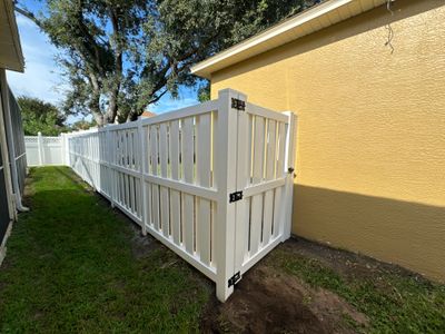 Vinyl Fence Installation using 6Ft Shadowbox White Vinyl Fence