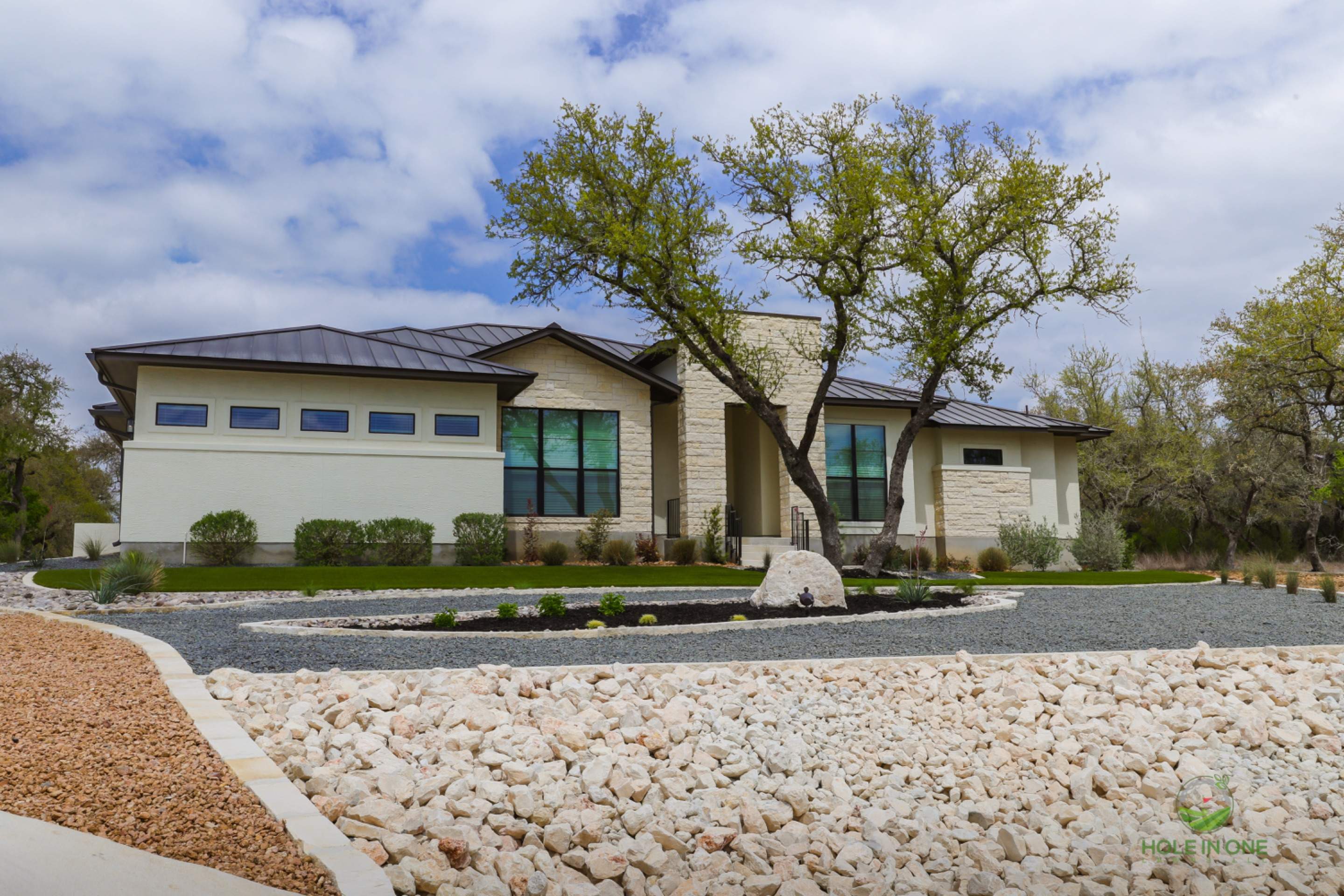 Belle Oaks, Bulverde TX by Hole In One Lawns, LLC