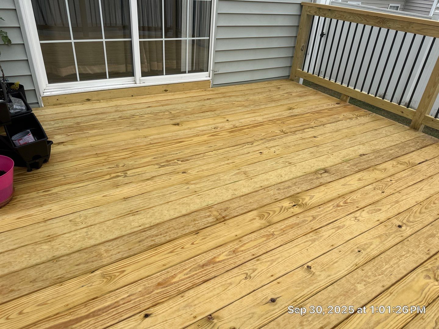Wood Deck using Wood Sealant by DuraSeal