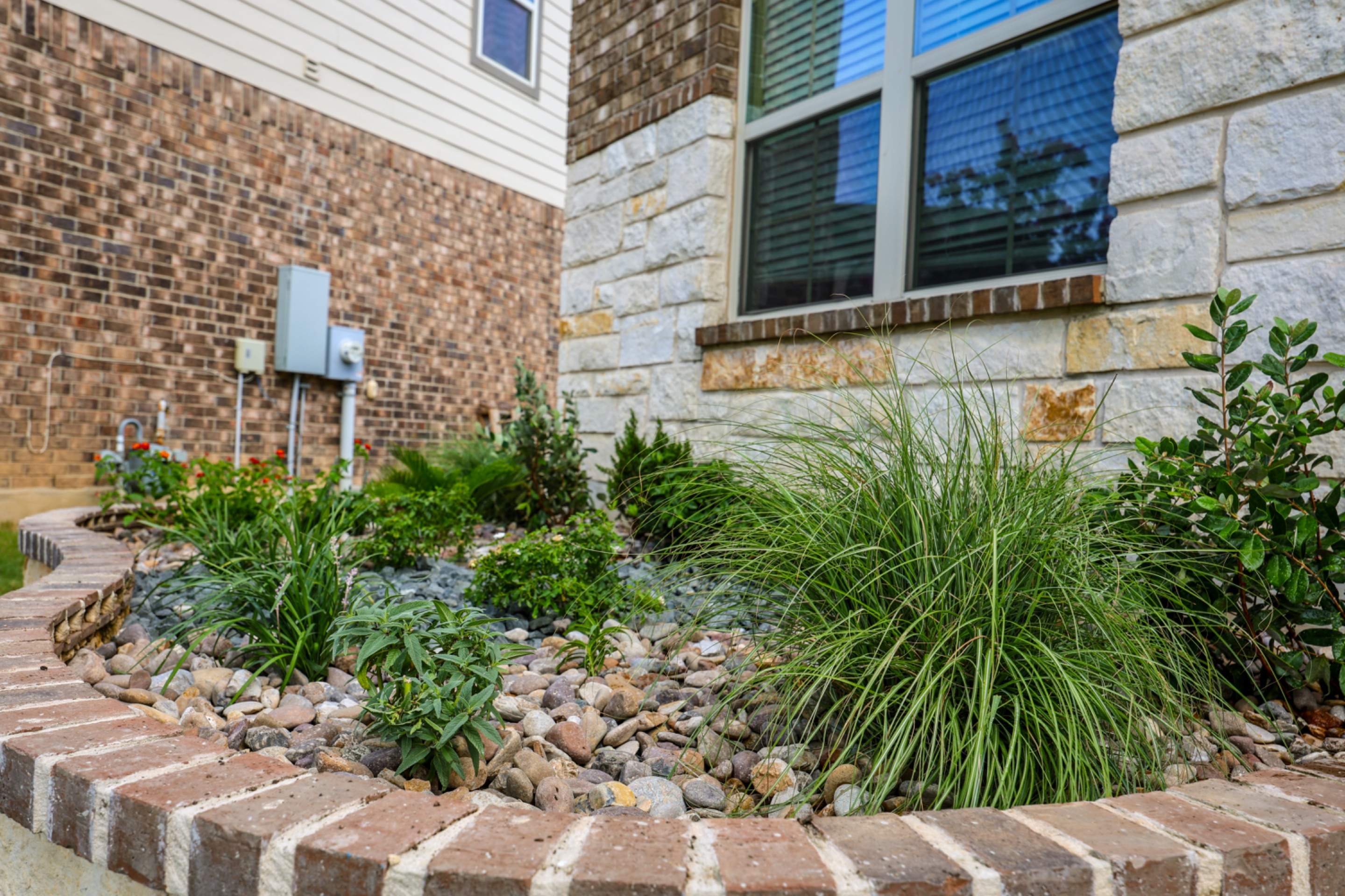 Wortham Oaks - San Antonio, TX by Hole In One Lawns, LLC