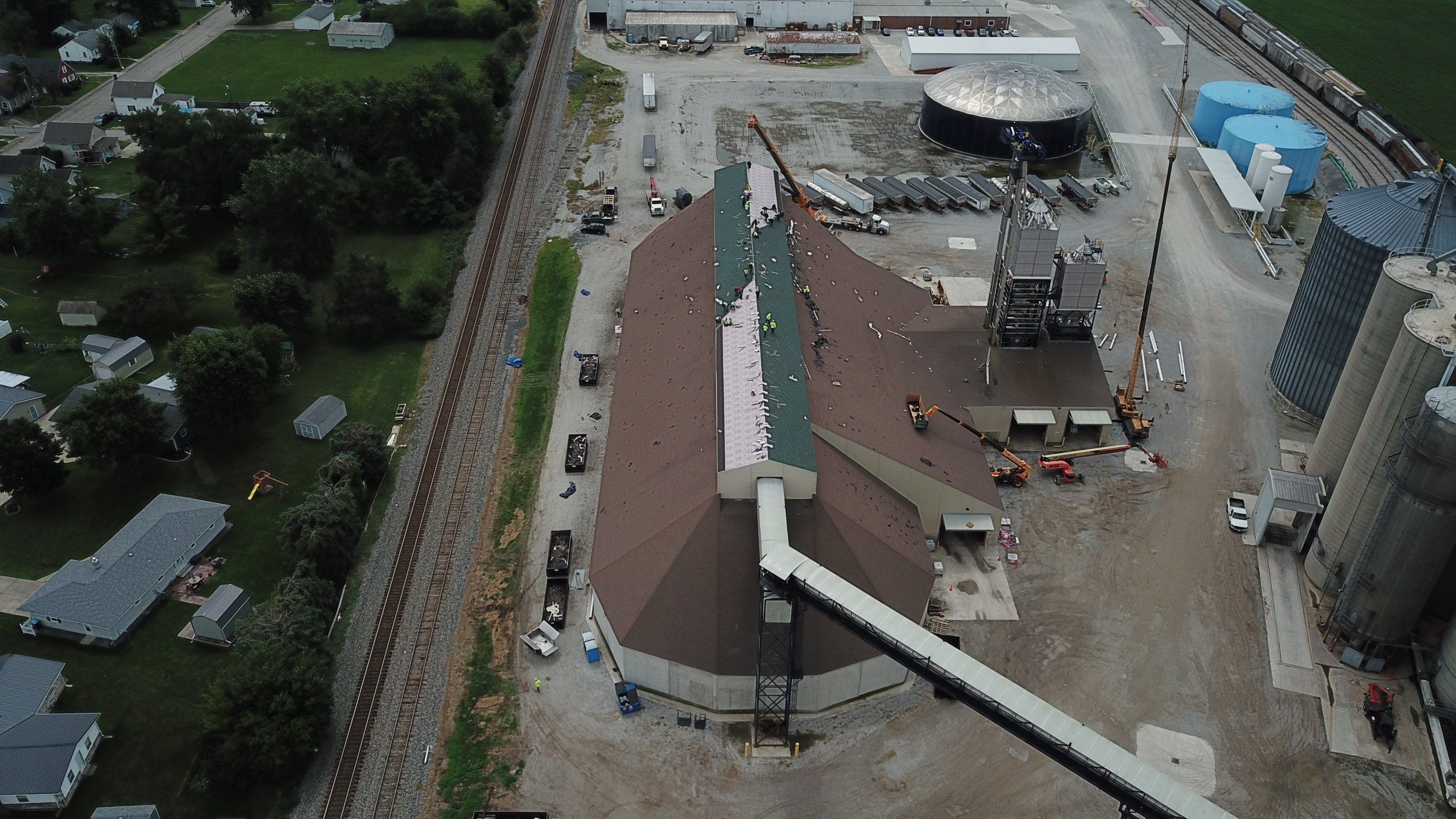 Commercial Roofing Installation using Duration Series Shingles - Chateau Green  by RoofX 