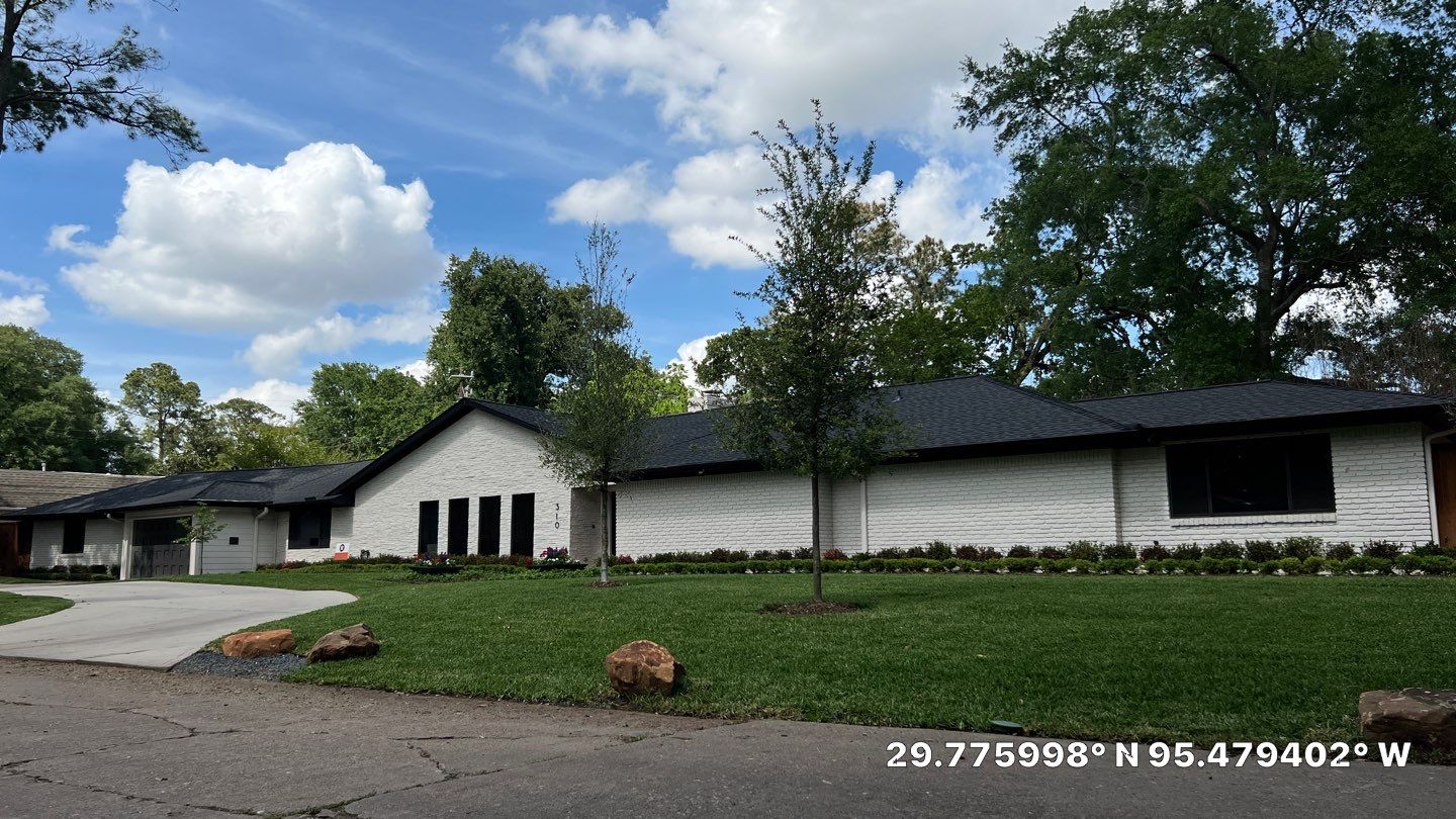 GAF HDZ - Charcoal by Elite Roofing LLC