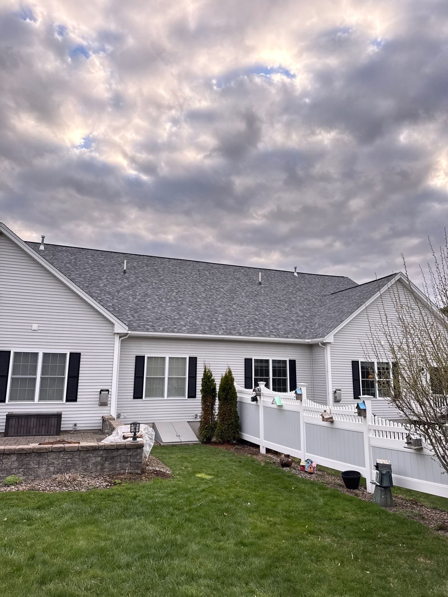 Commercial Roof Replacement in Stratham, NH for Multifamily Townhome Complex by Compass exteriors
