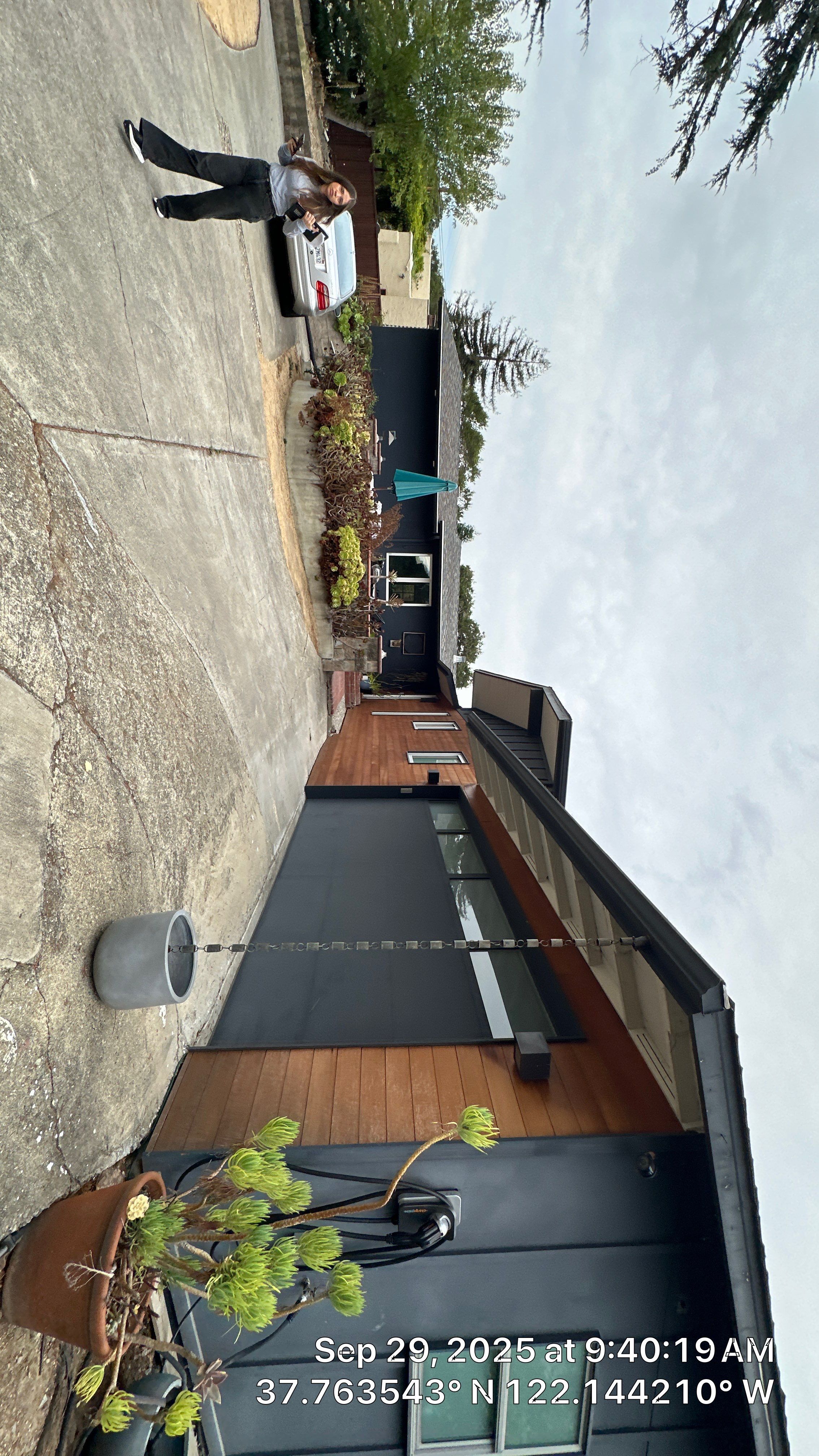 modern painting Exterior modern painting by Herrera’s Bay Area Painting inc.