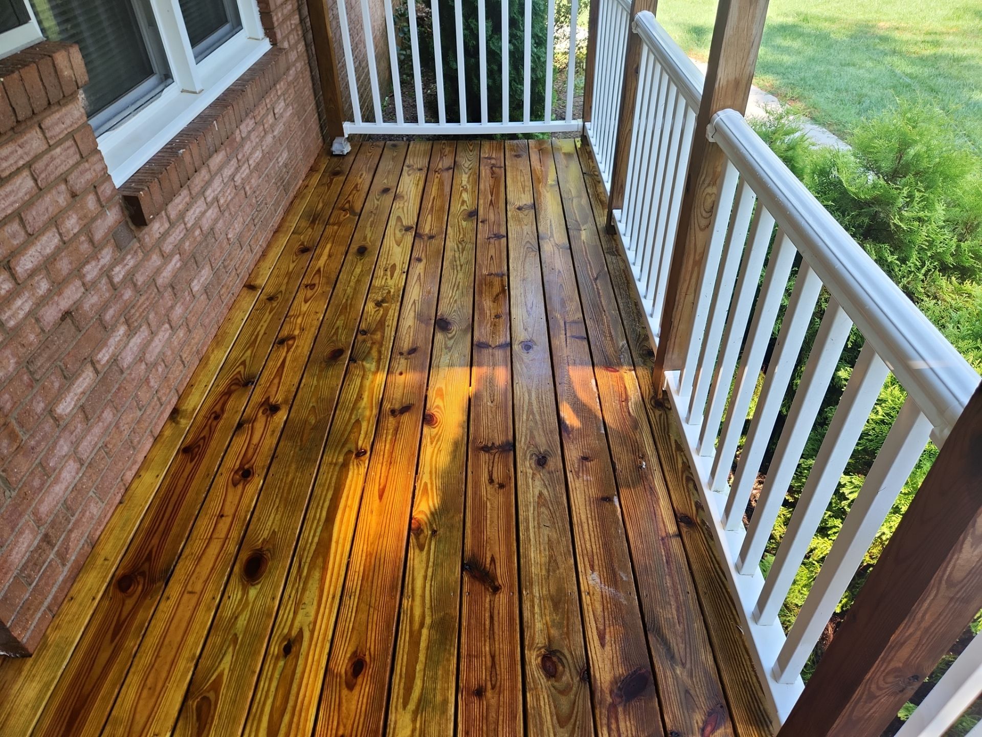 Deck using Wood Sealant by DuraSeal