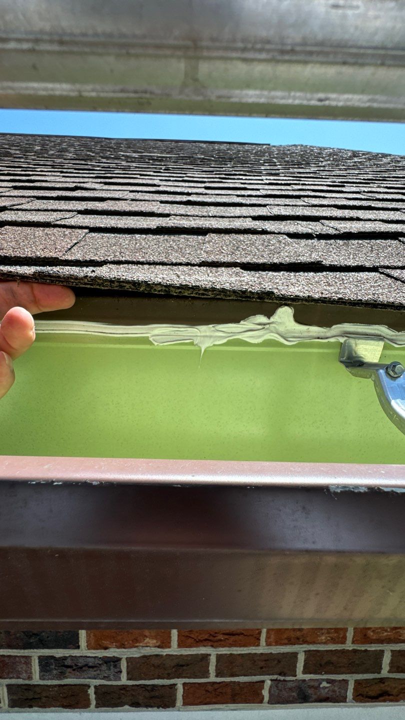 Alexandria: Roof Replacement with CertainTeed Landmark Pro in Max Def Burnt Sienna by RM Banning, Inc.