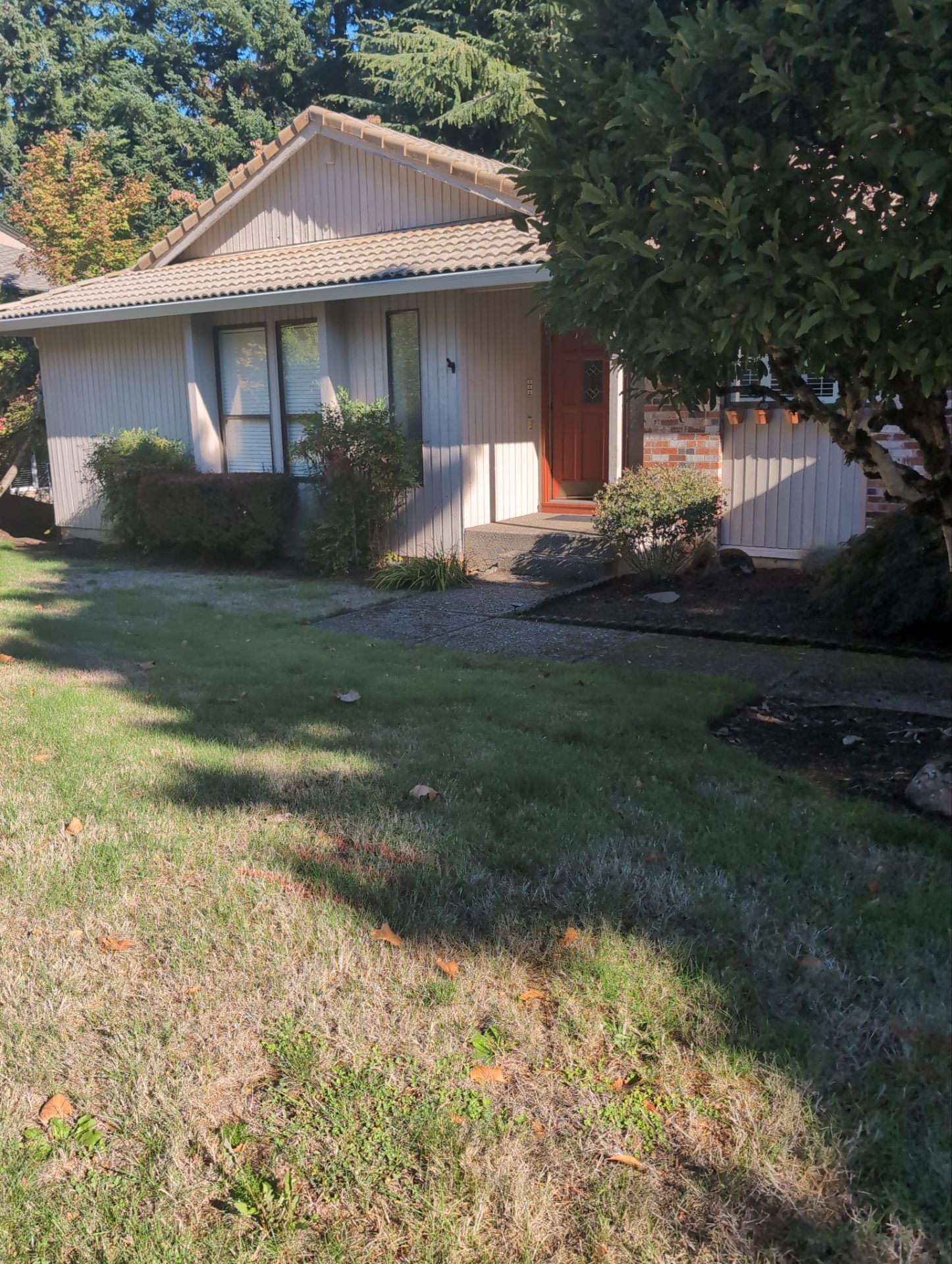 Maid Service House Cleaning in West Linn by Cloud 9 Professional Cleaning Services