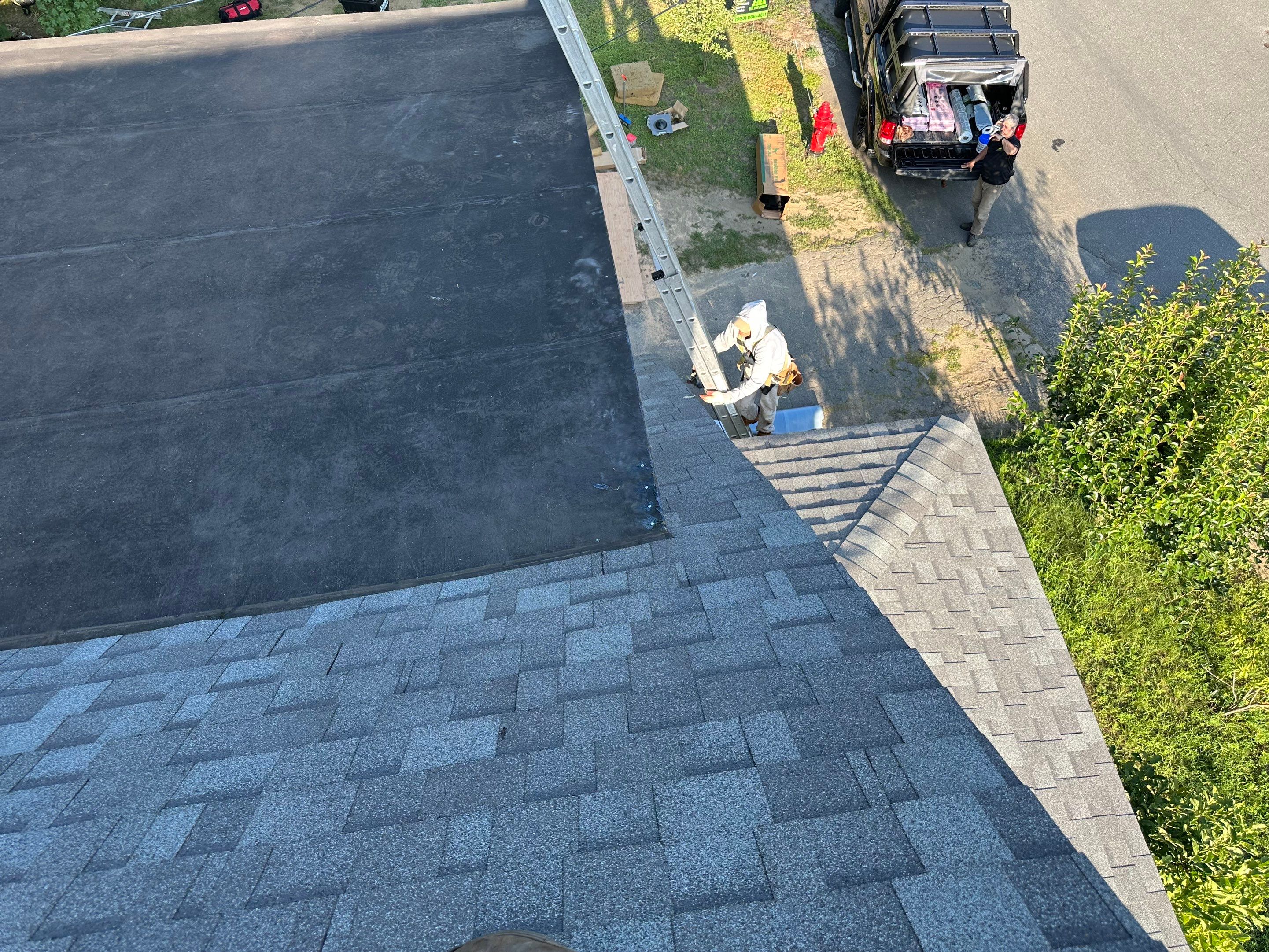 π‘ Another happy homeowner in Claremont, NH! πͺ by Tall pine roofing