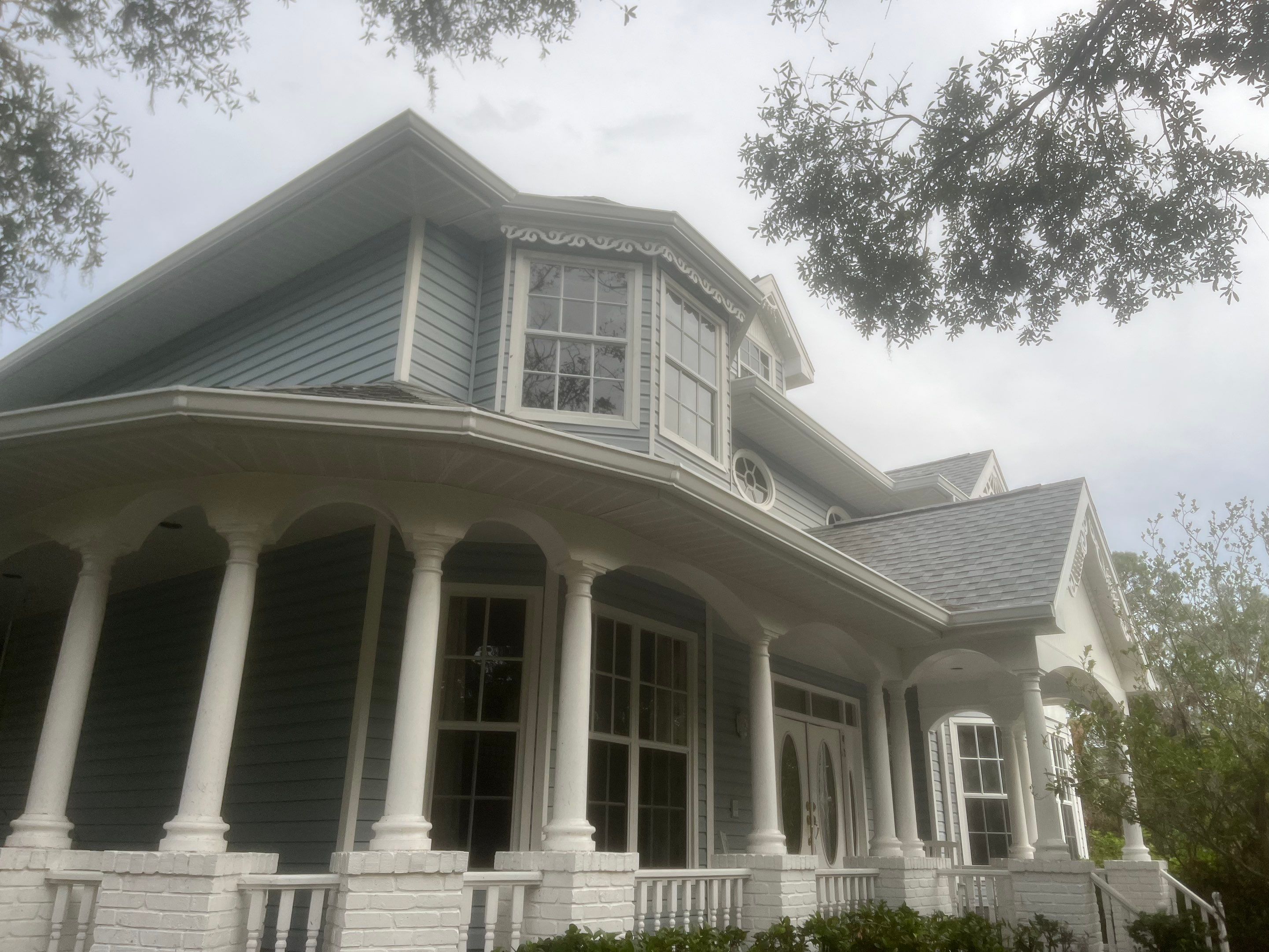 6-inch Seamless Gutters Installed in Bradenton FL by Gutter Professors