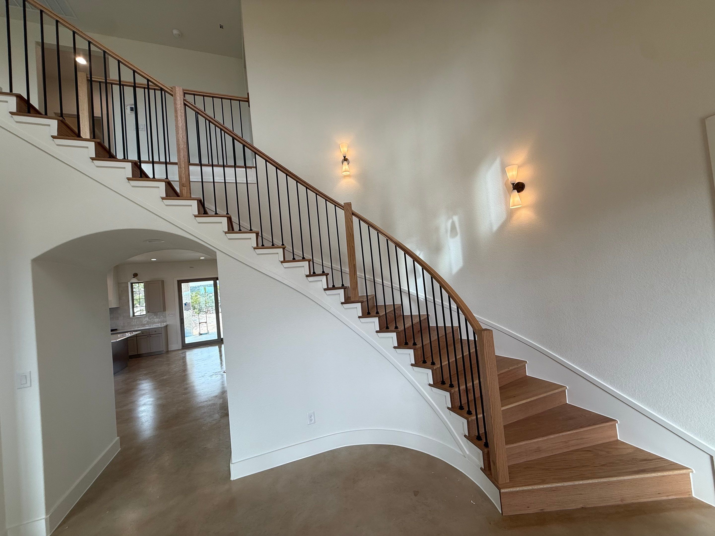 Custom Residential Construction and Interior Finishes in Bulverde by Roaring Lion Renovation, LLC