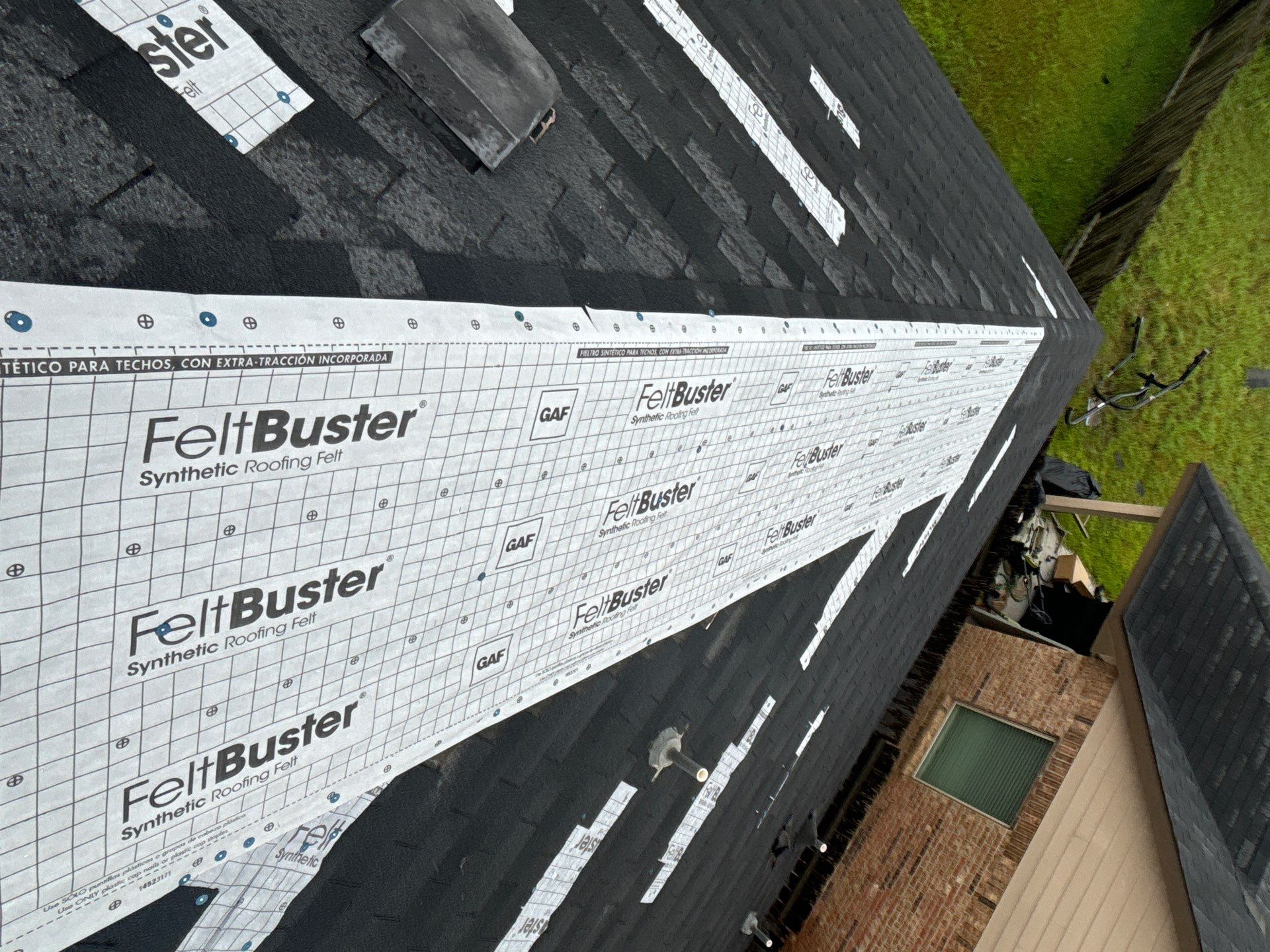Residential Roofing Repair using Owen's Corning Duration (Lifetime) Shingles by Roof Repair Company