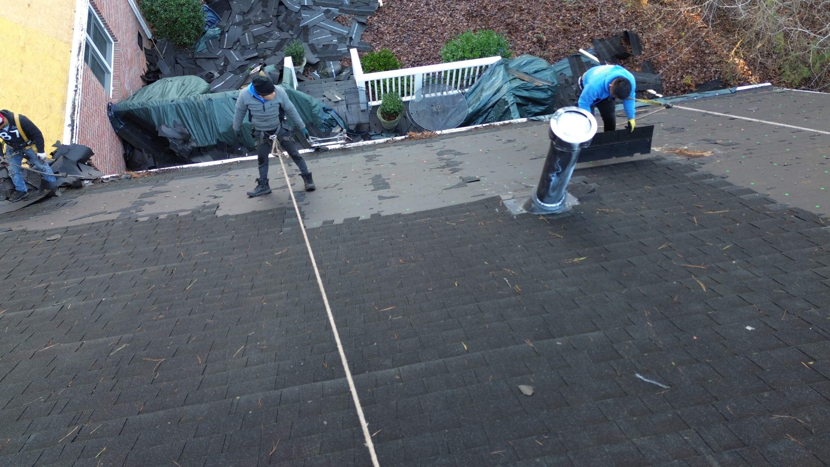 Rock Hill - Duration Williamsburg Gray by Merritt Roofing LLC