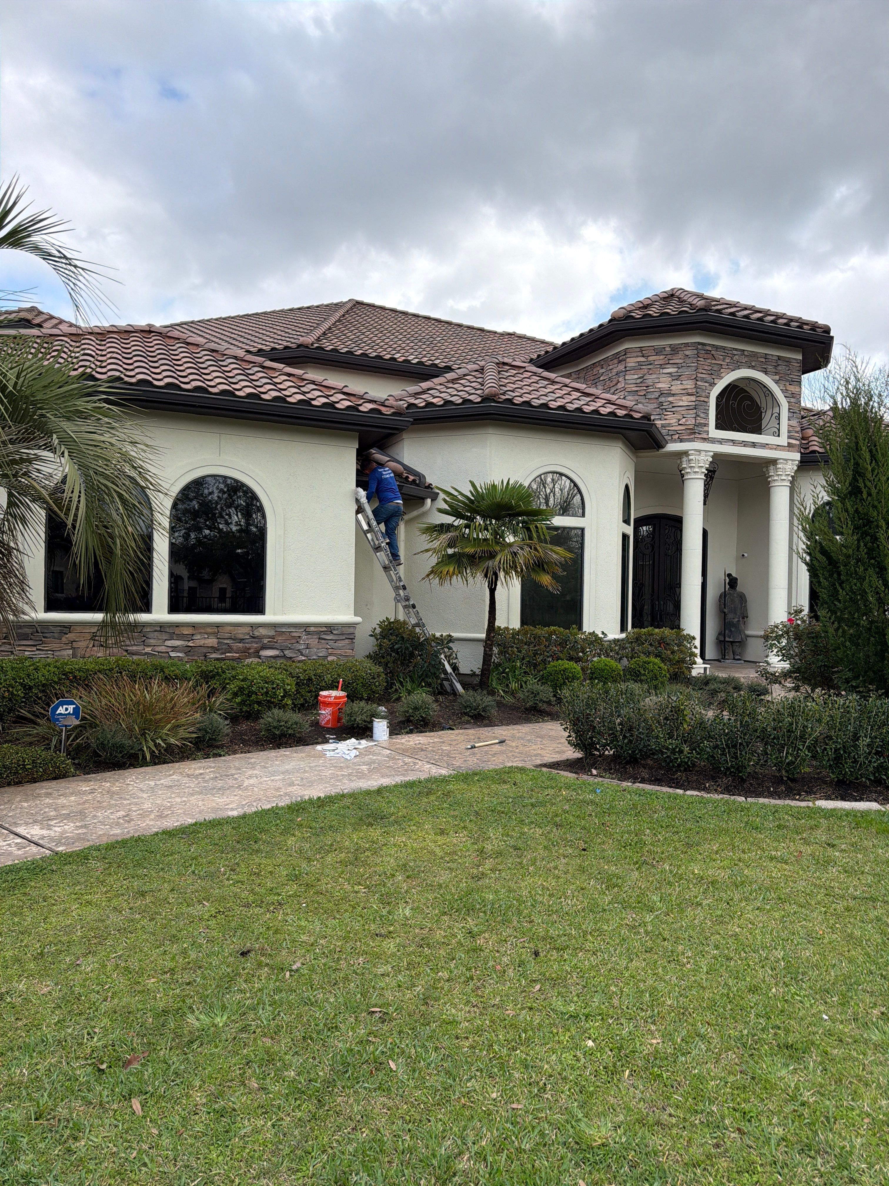 Roof Replacement in Sienna Village of Bees Creek, Missouri City TX by Roof Repair Company