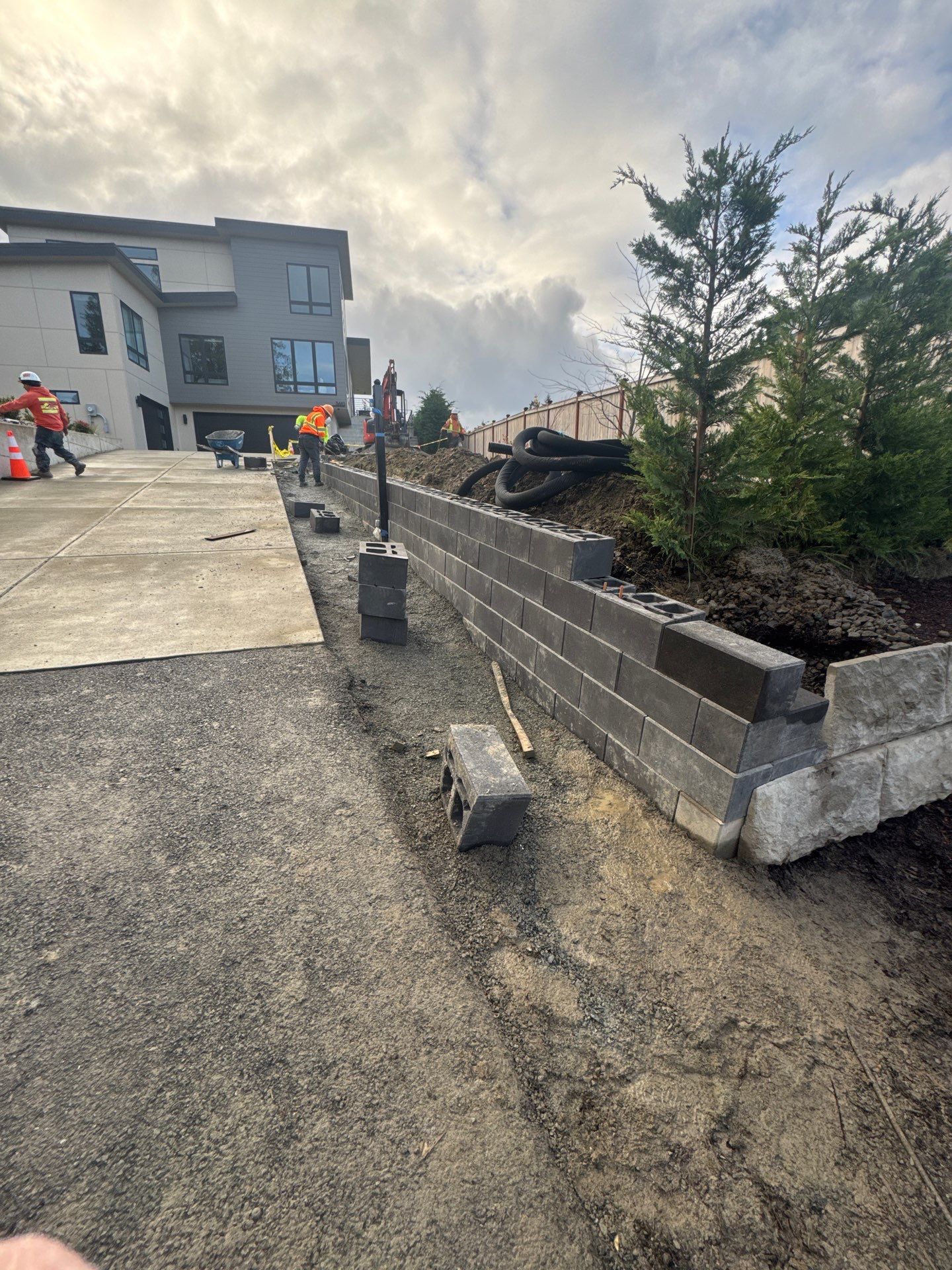 Retaining Wall & Concrete Patch Repair | Everett  by Jireh Asphalt & Concrete Inc 