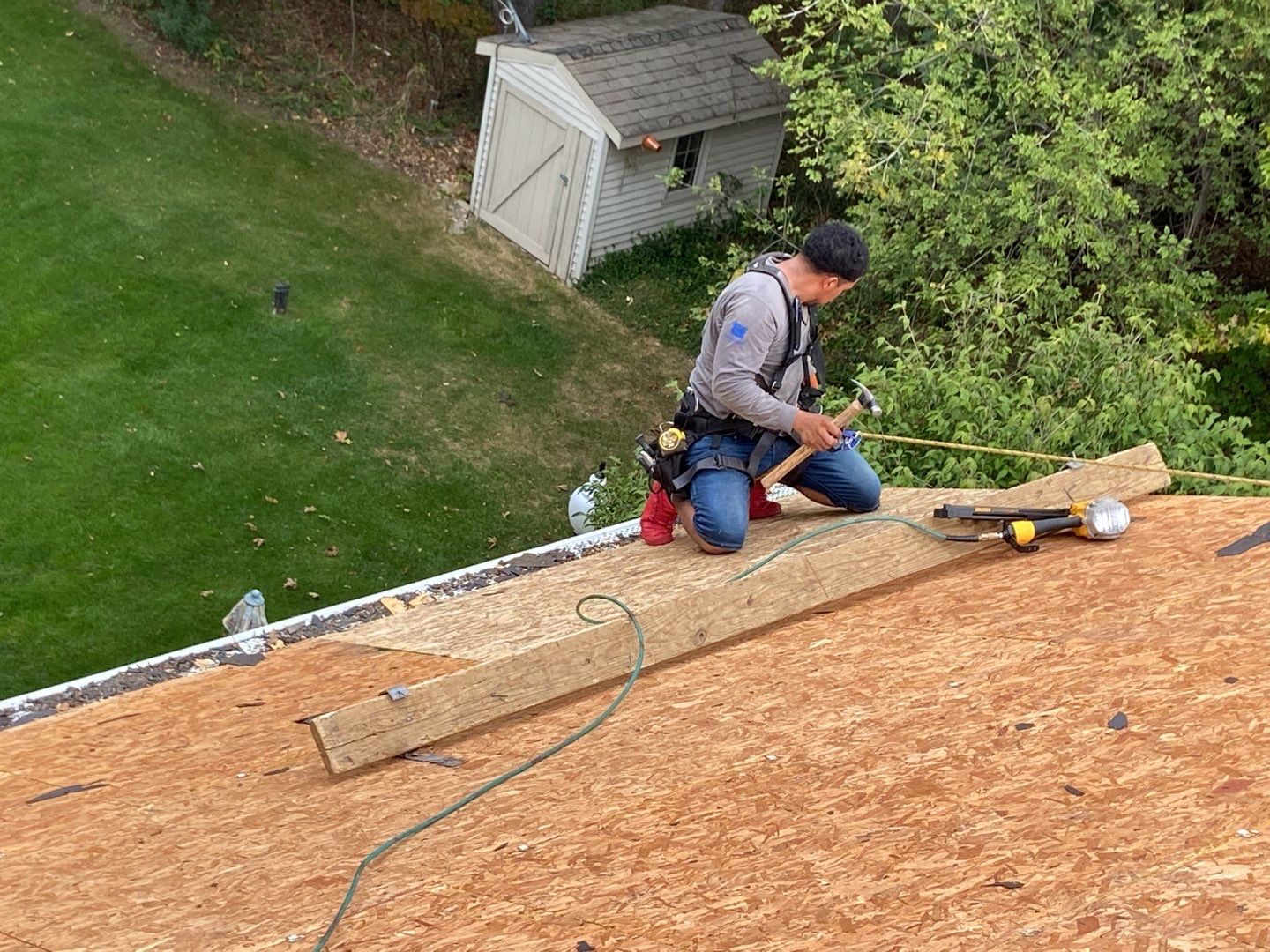 Roof Replacement using CertainTeed Landmark by 180 Contractors