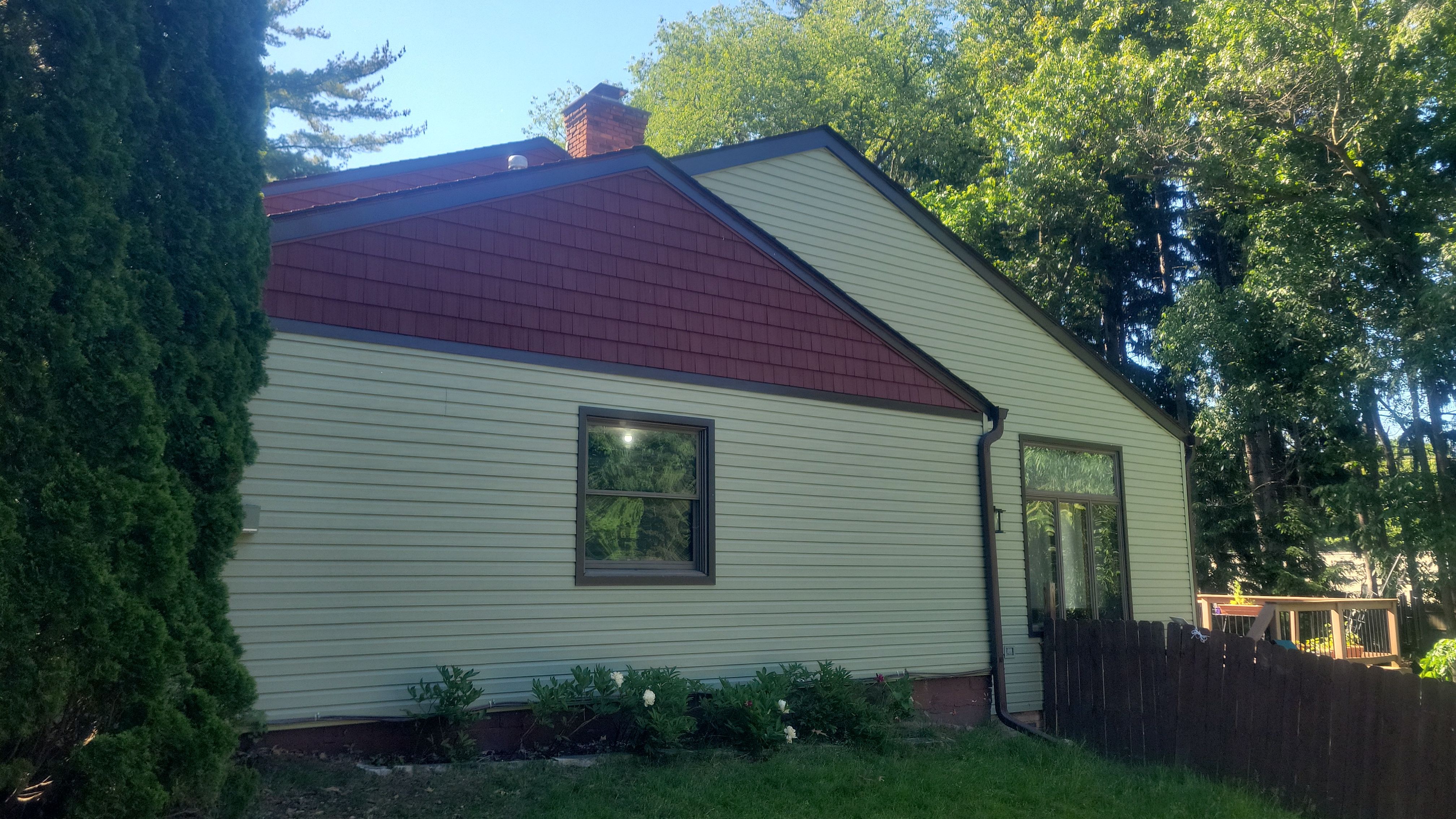Siding Replacement using Alside D4 Odyssey-Plus Dutchlap by 180 Contractors