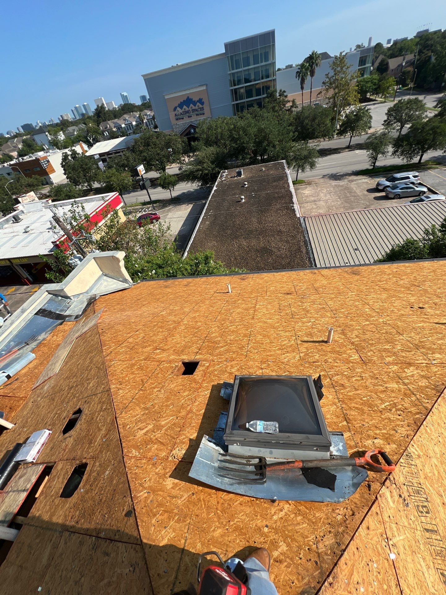Residential Roofing Installation using Owen's Corning Duration (Lifetime) Shingles by Roof Repair Company