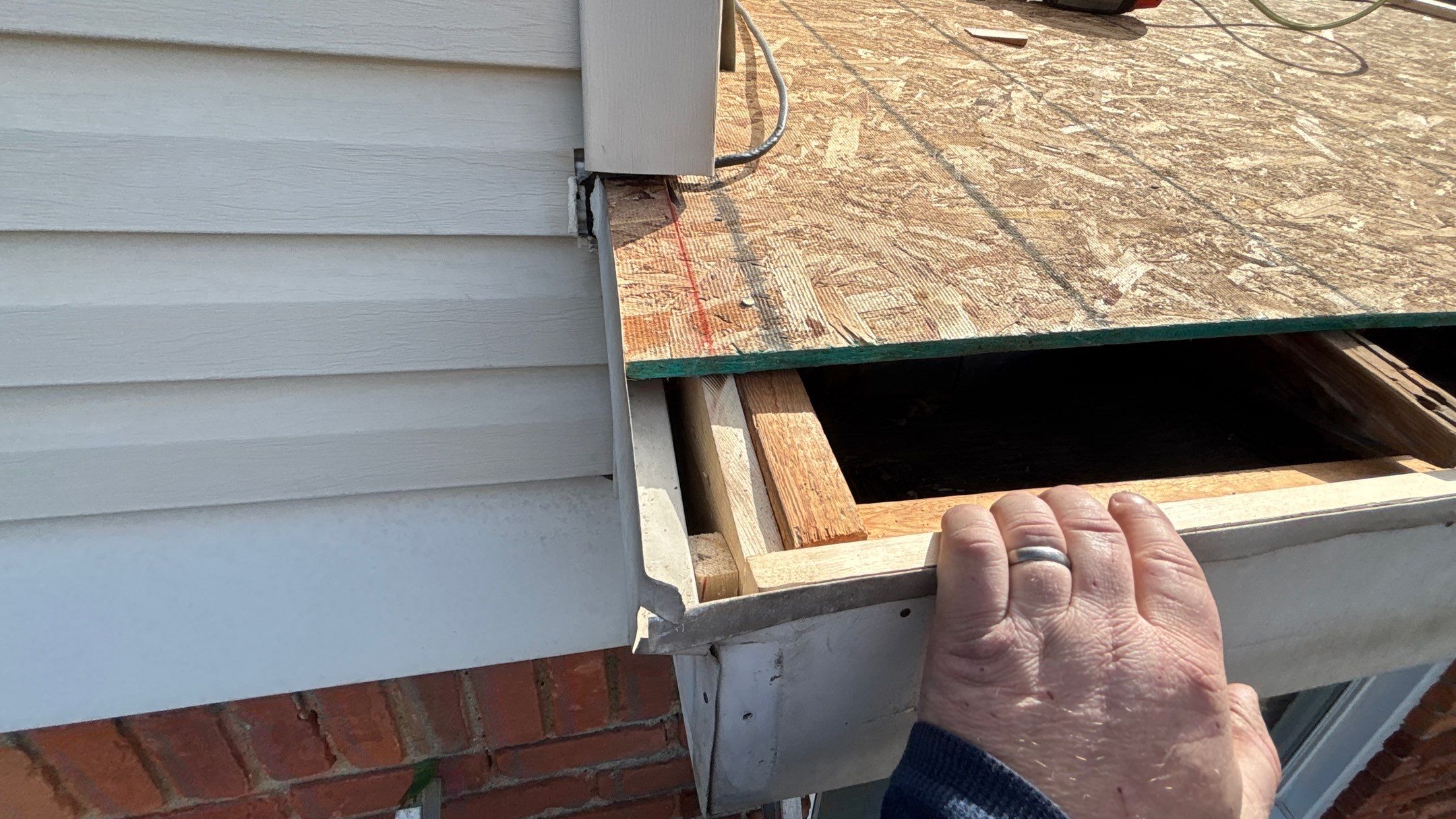 Roof Replacement using CertainTeed Landmark Resawn Shake by 180 Contractors