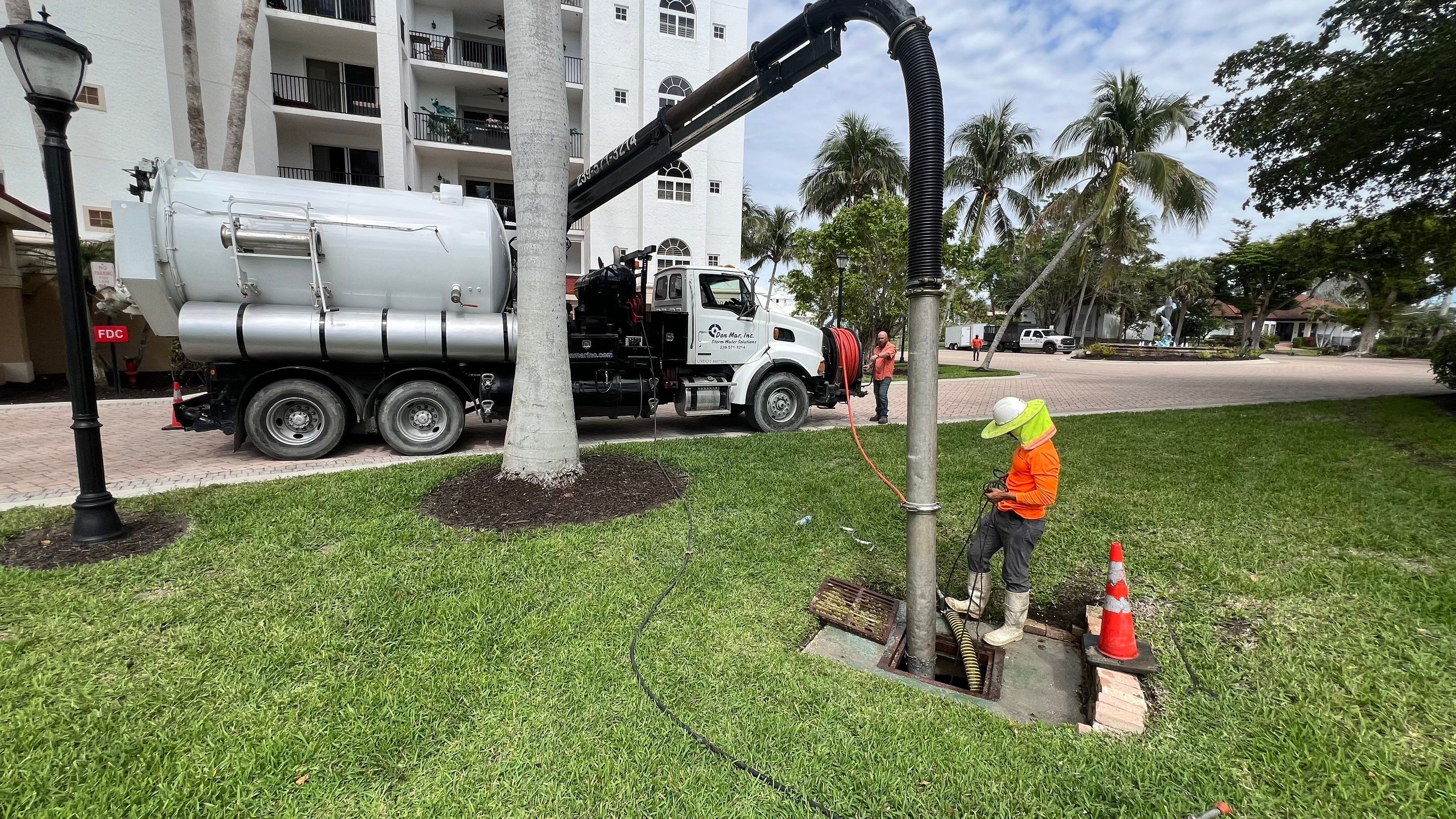Condo Parking Garage Cleanup and Stormwater System Maintenance by APS Power & Water