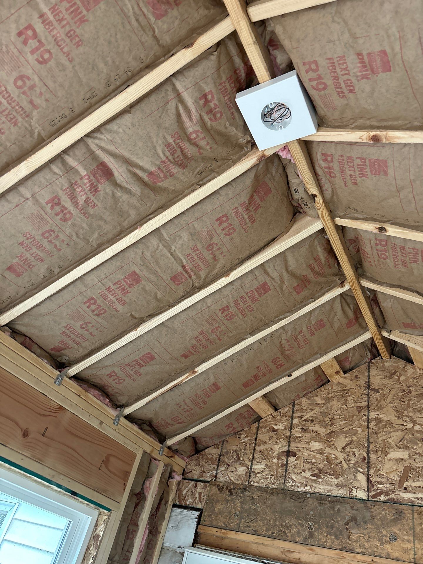 3 Seasons Room by Avalon Roofing and Exteriors