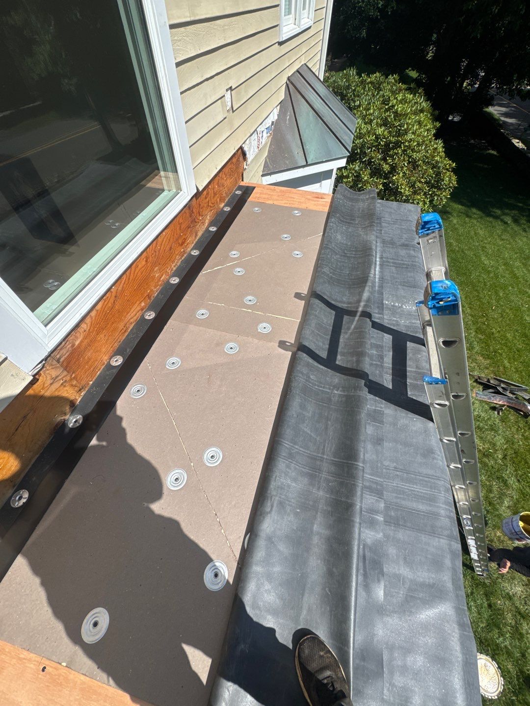 EPDM in Norwalk by DiGiorgi by DiGiorgi Roofing and Siding Inc