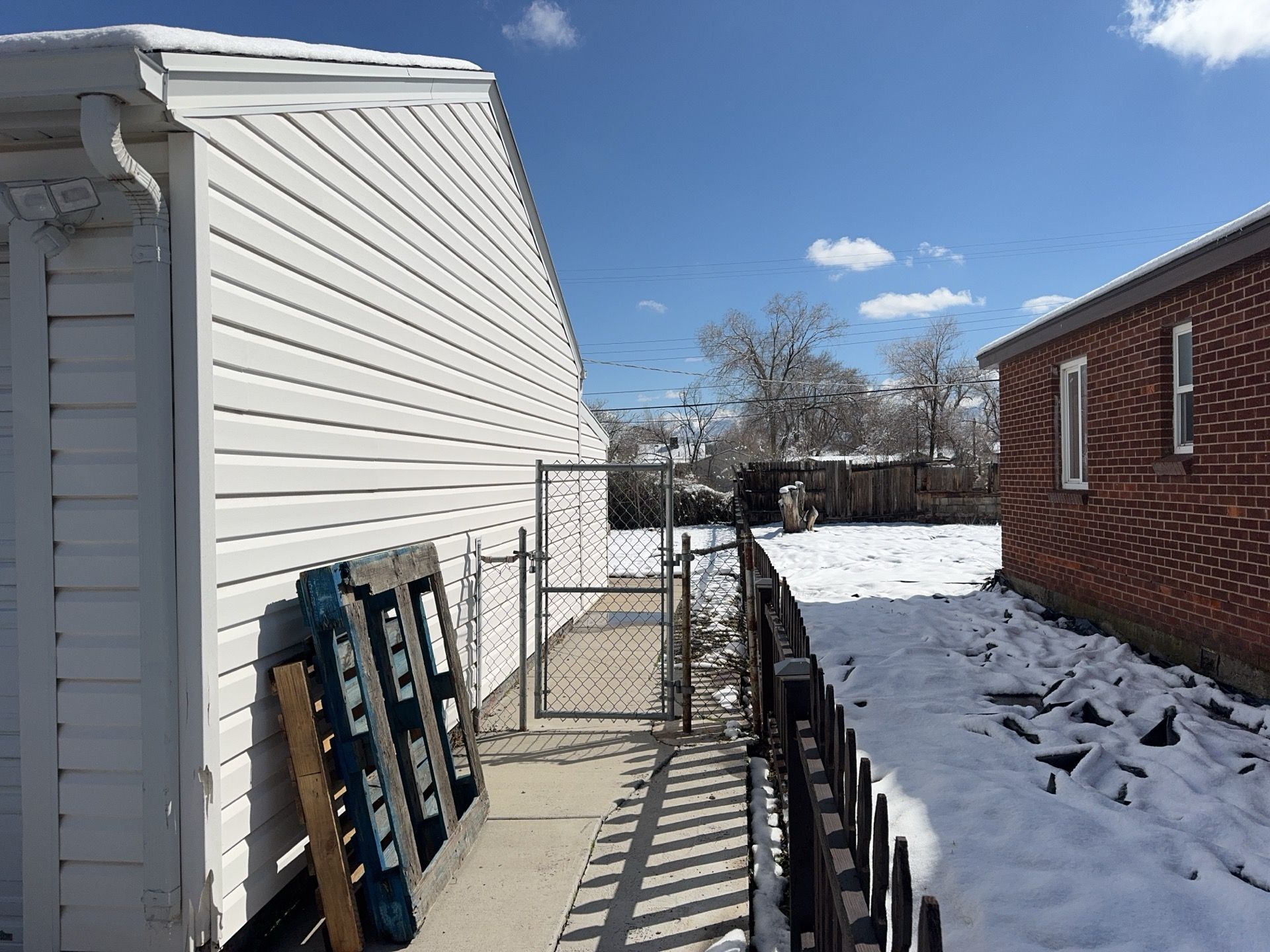 Salt Lake Area | Hardie Multi-Texture Upgrade | Arctic White Trim by Ideal Siding Utah