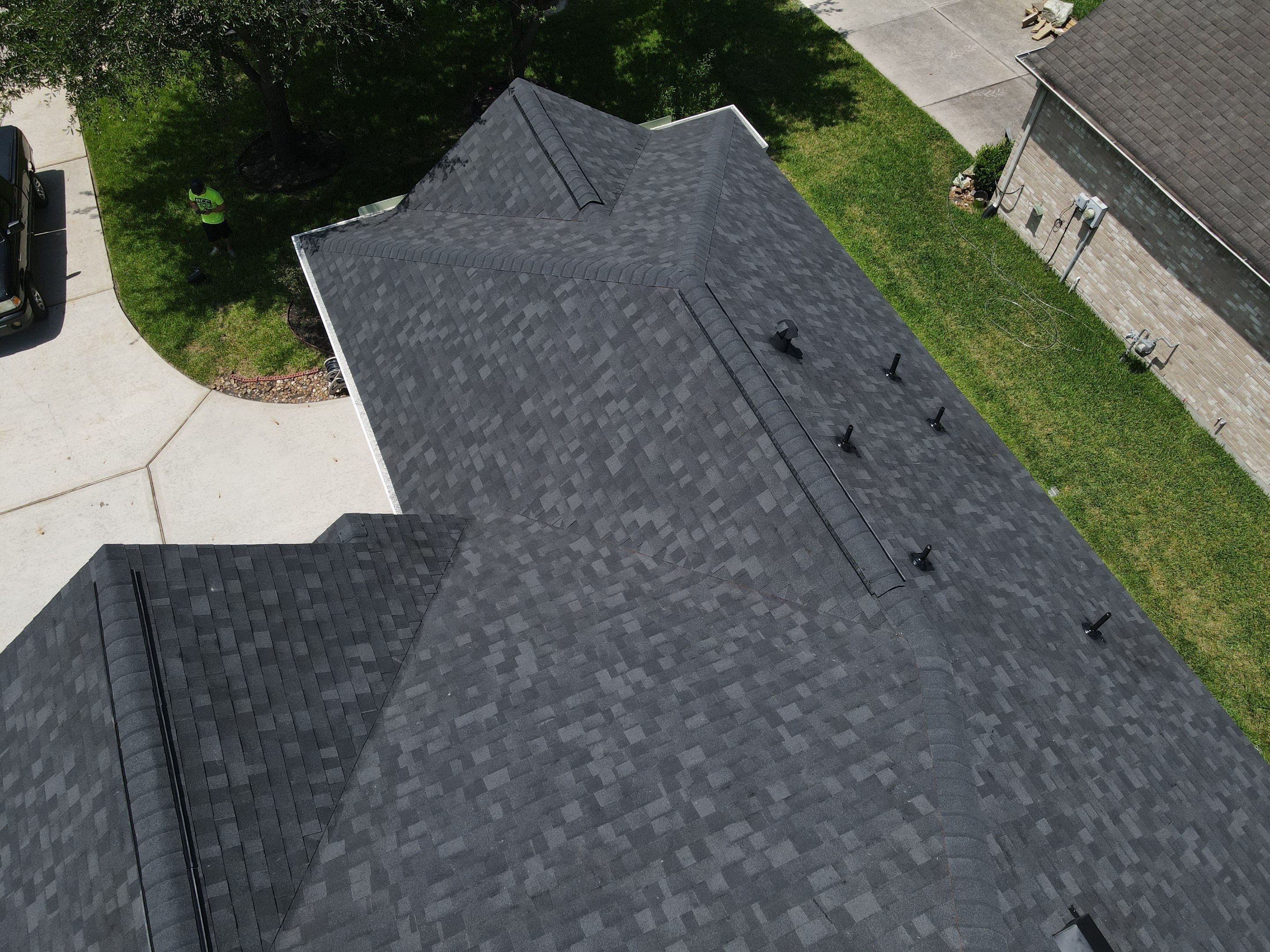 Residential Roofing Installation using Owen's Corning Duration by Roof Concepts Construction