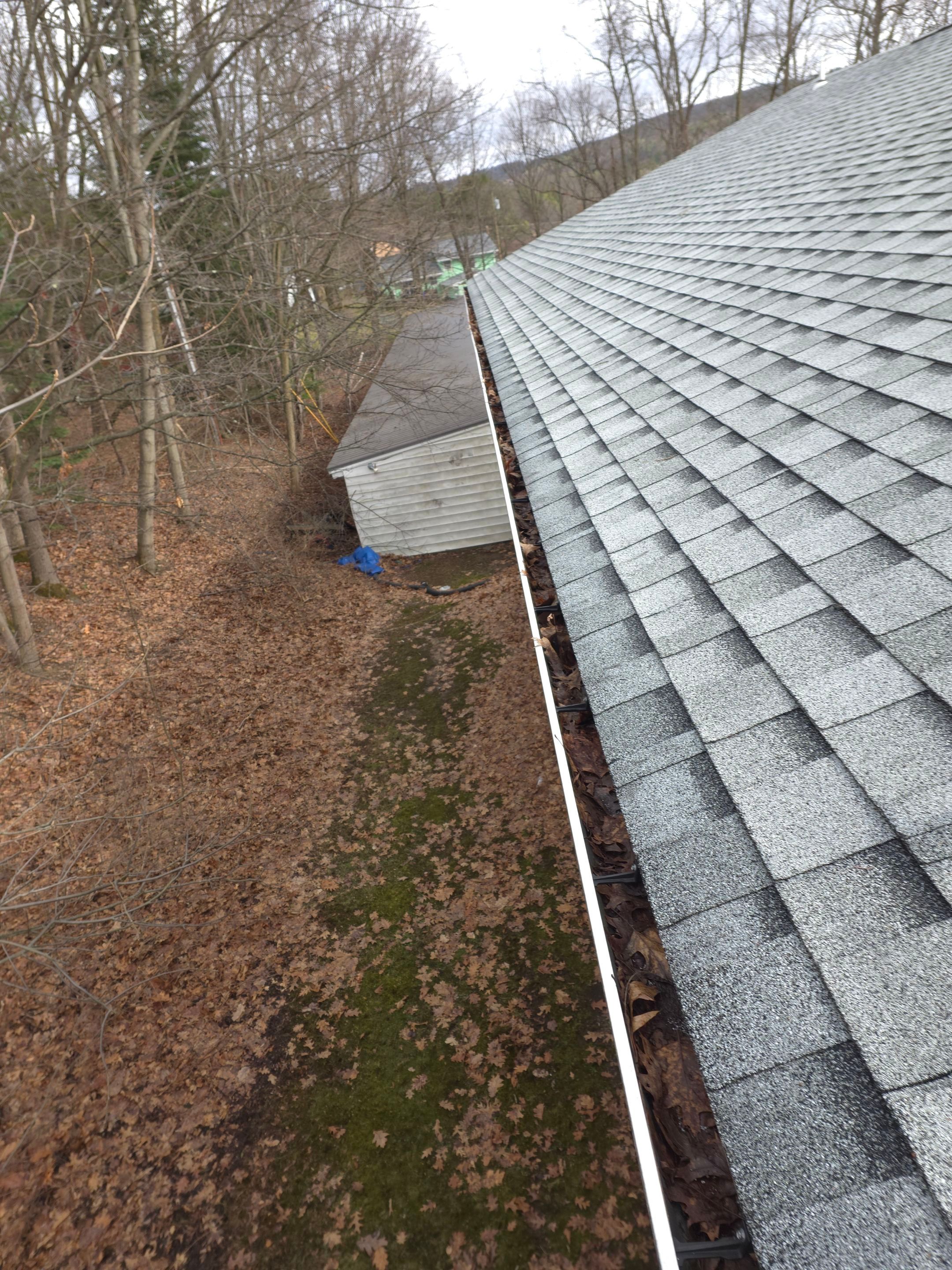 HOA gutter cleaning before