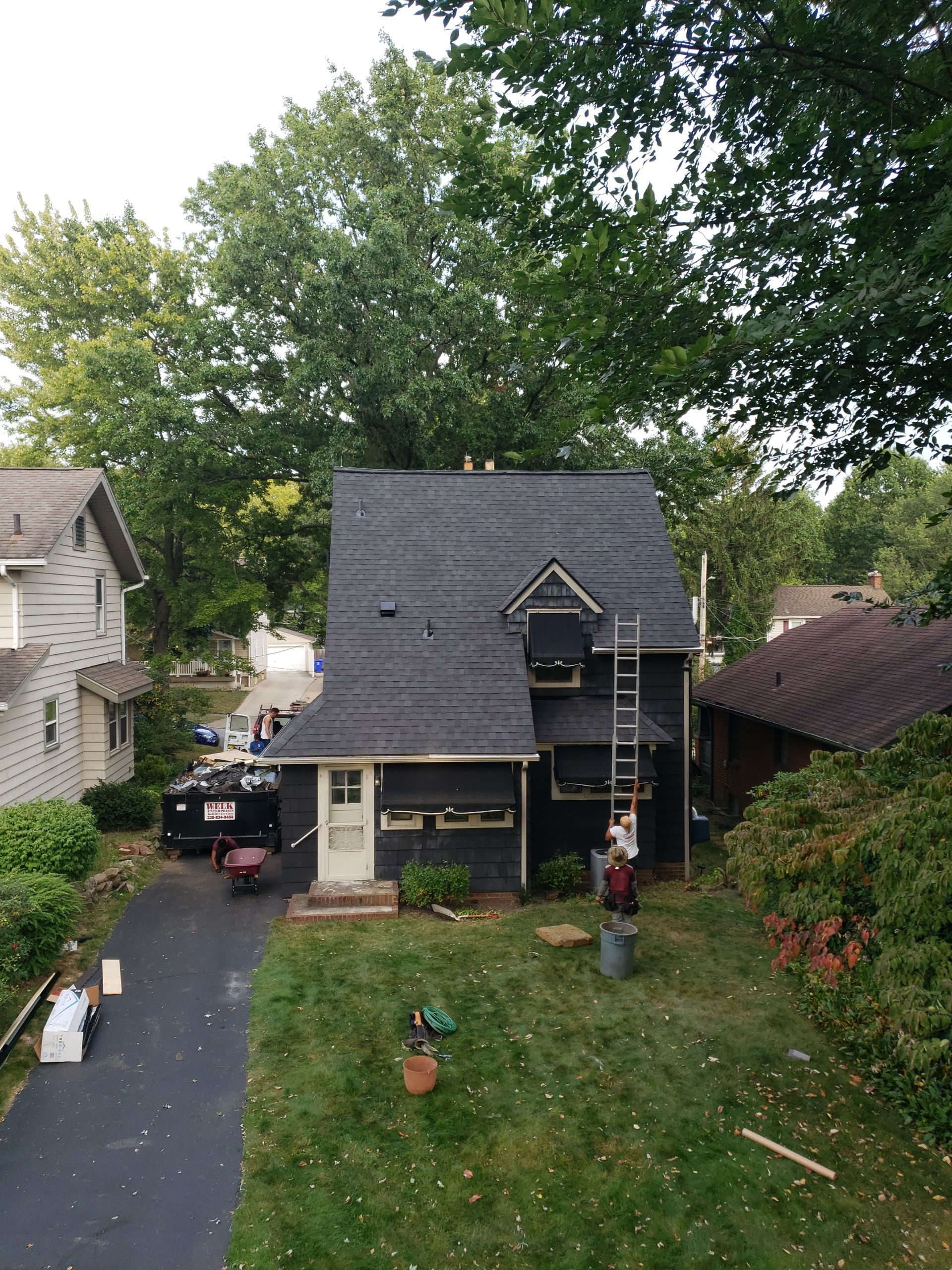 Atlas Pinnacle Pristine Scotchgard: Black Drip Edge: Black by Eagle Eye Roofing