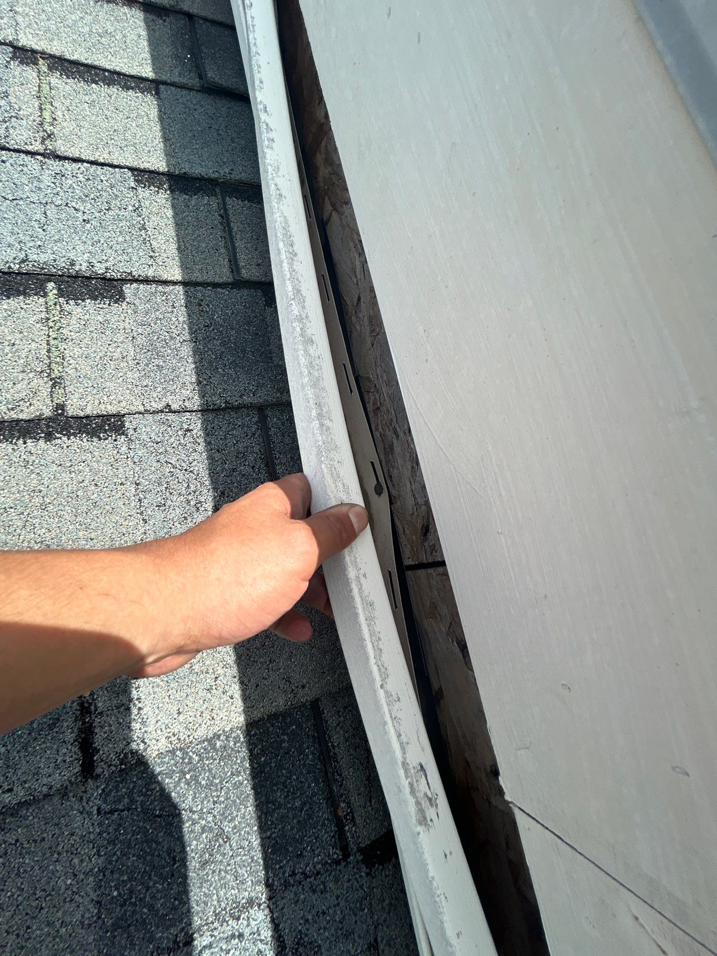 Lorton: Residential Roof Replacement with CertainTeed Landmark in Colonial Slate by RM Banning, Inc.