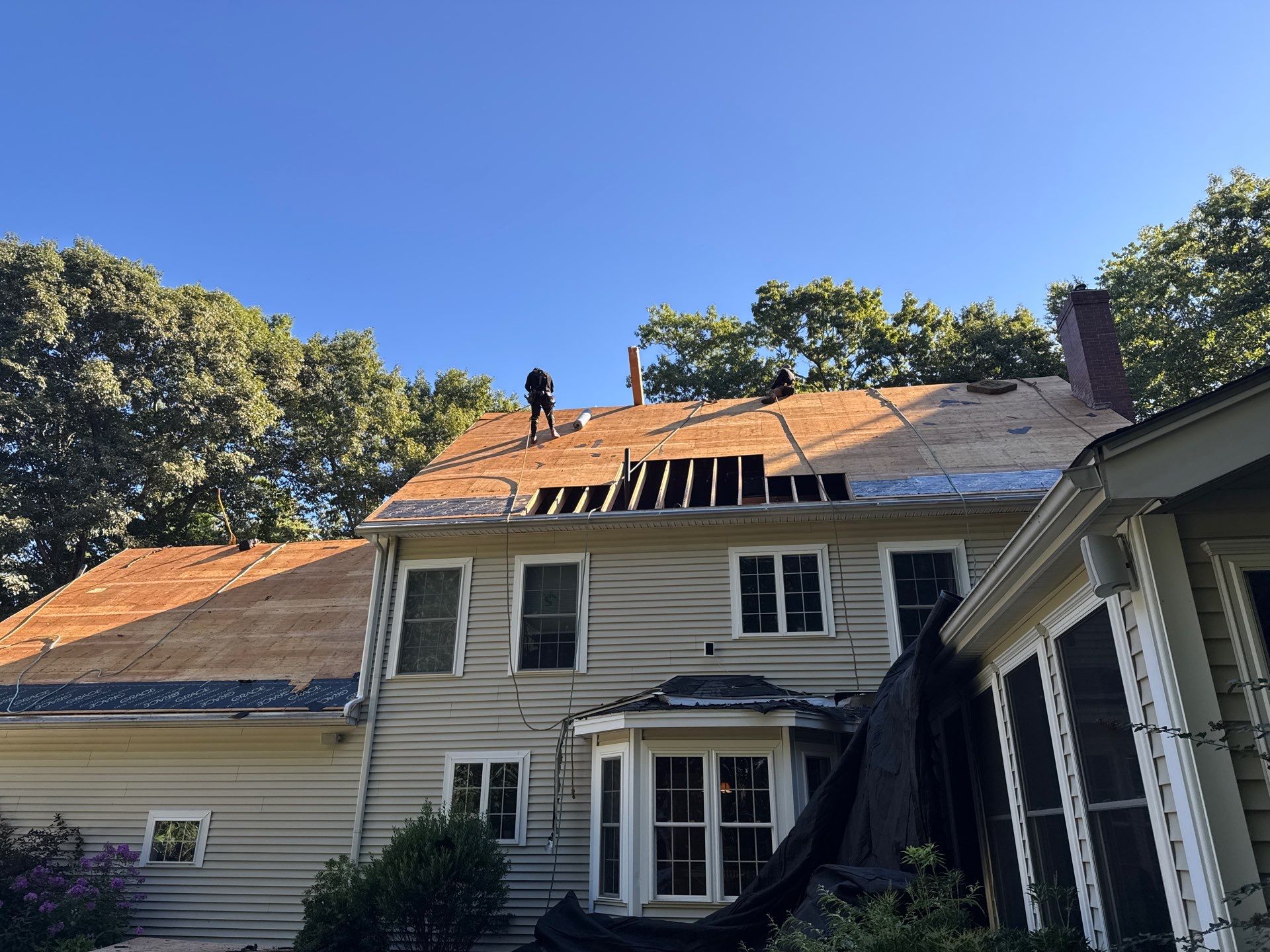 Multi-Facet Asphalt Roof Replacement With Velux Skylights on Lyford Lane in Brentwood, NH in Brentwood, NH