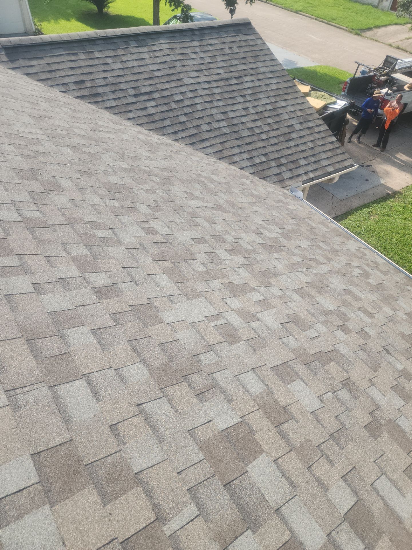 Residential Roofing Installation using Owen's Corning Duration (Lifetime) Shingles by Roof Repair Company