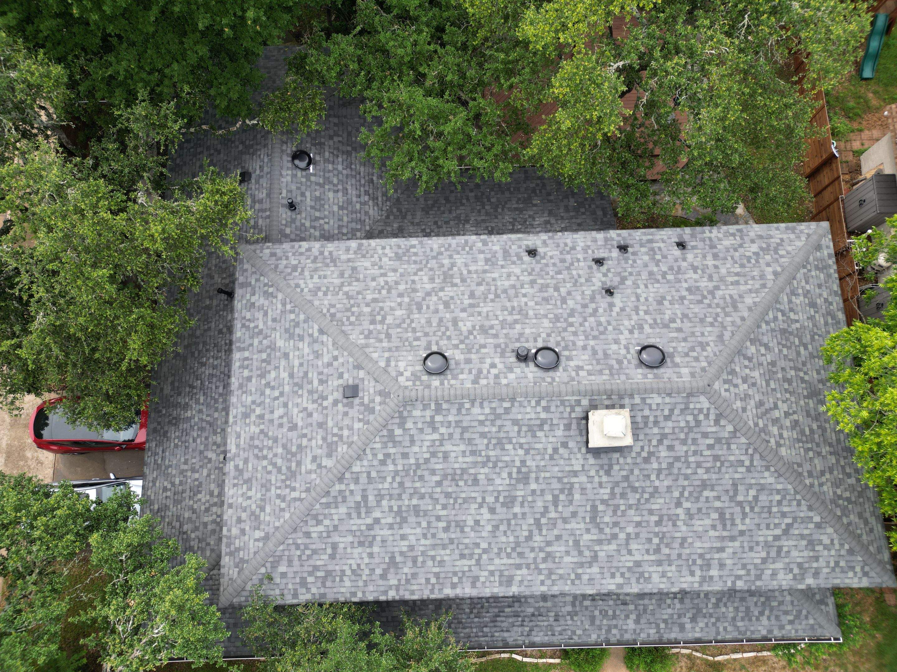 Estate Gray - Owens Corning TruDefinition Duration by RoofsOnly.com