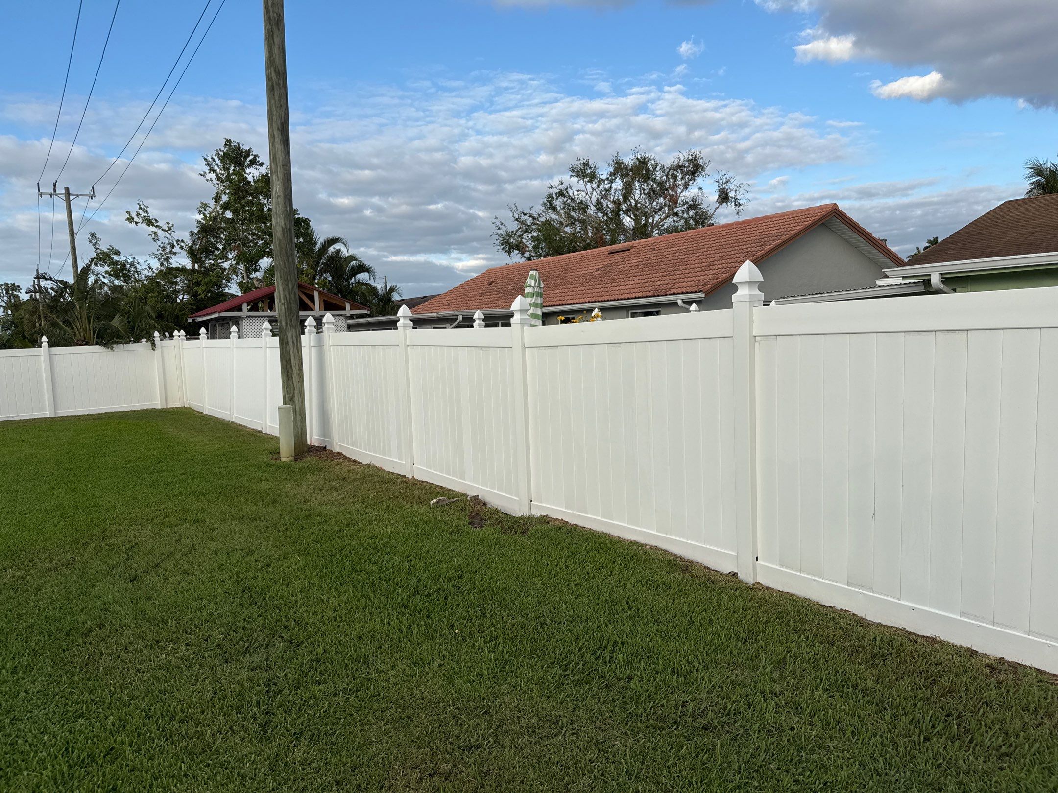 West Bradenton Pressure Washing and Rust Treatment by Sunshine AquaWash