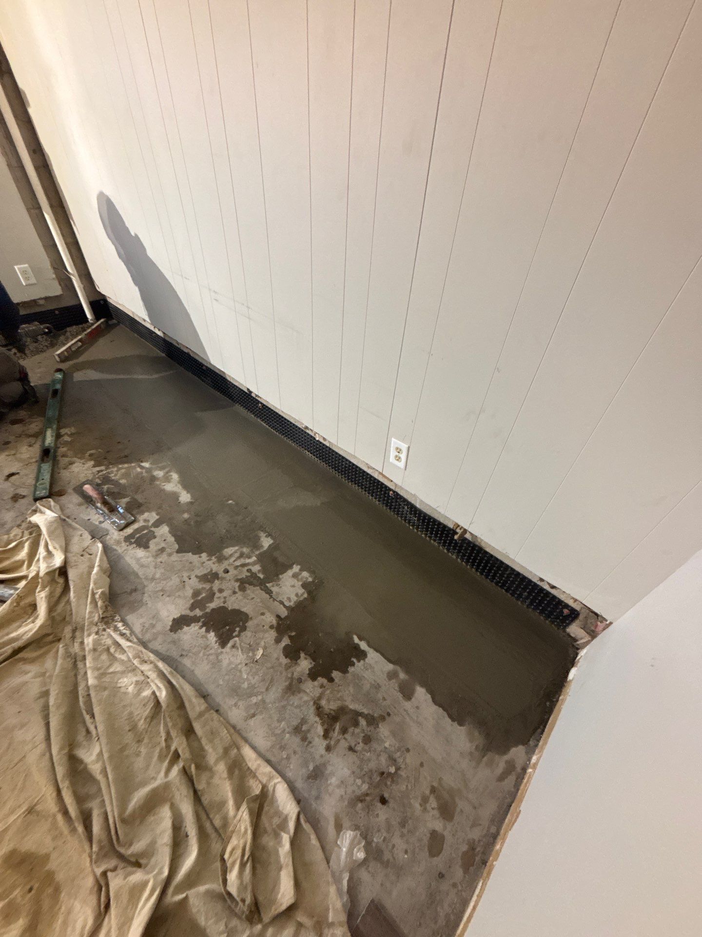 Drain tile and sump pump for George by Waterproofing Northeast