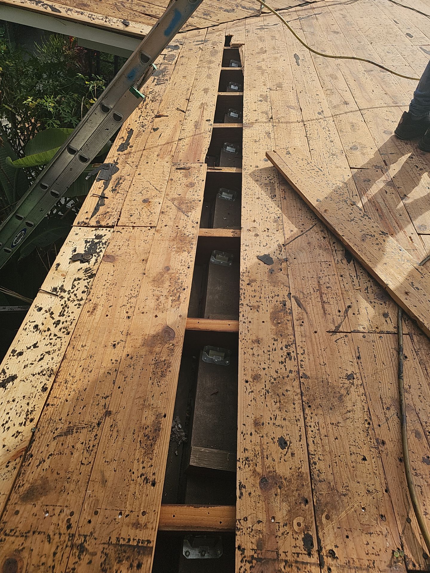 Project in St. Petersburg 33710 by Mitchell Roofing Company LLC 