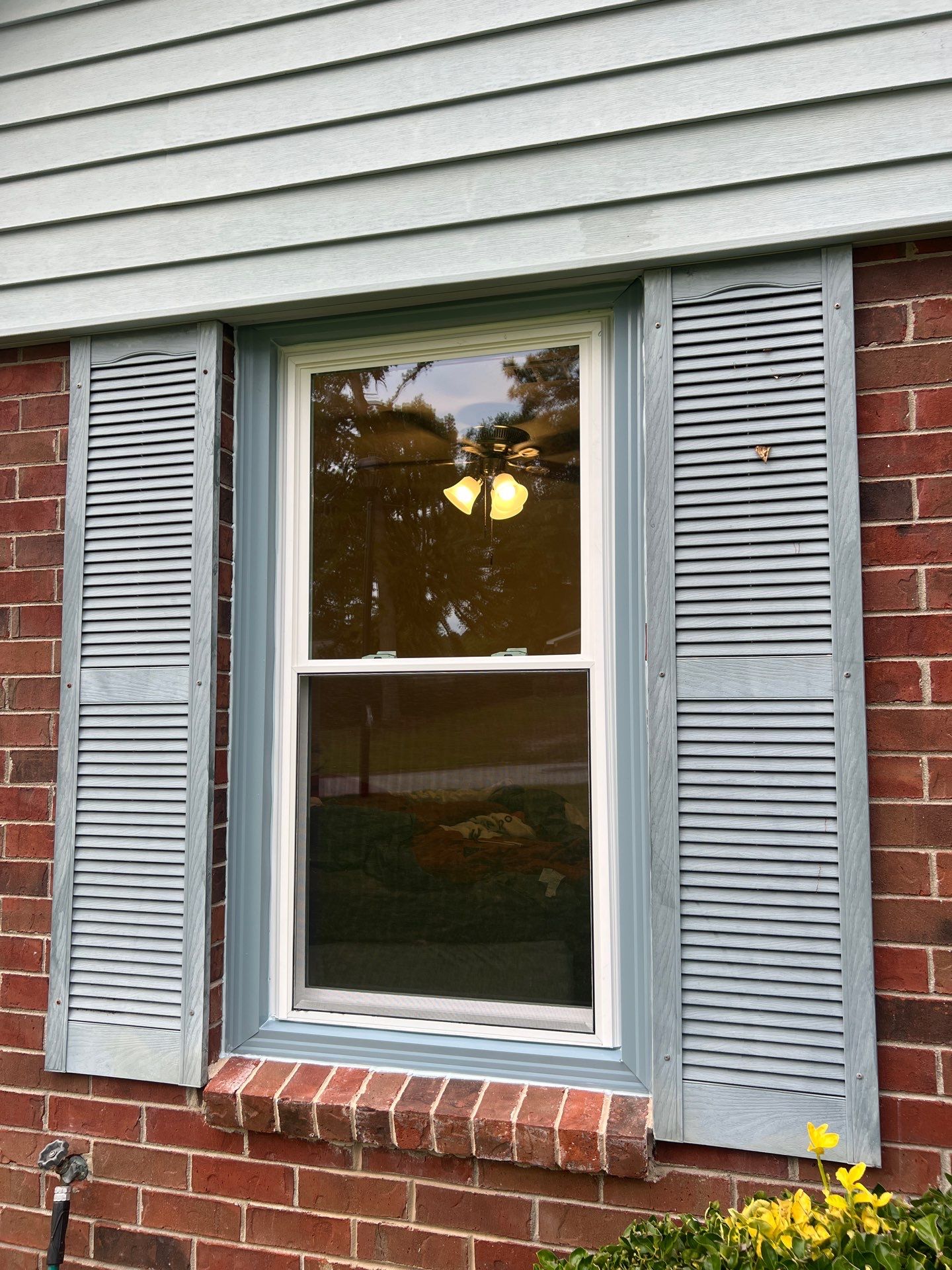 Twelve-Unit Vytex Window Replacement With Custom Blue Trim in Martinez by WindowMax