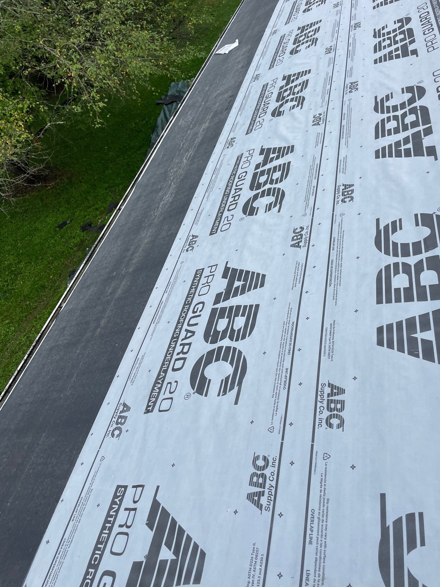 Residential Roofing Installation using GAF Timberline HDZ Charcoal by Rainstoppers Roofing