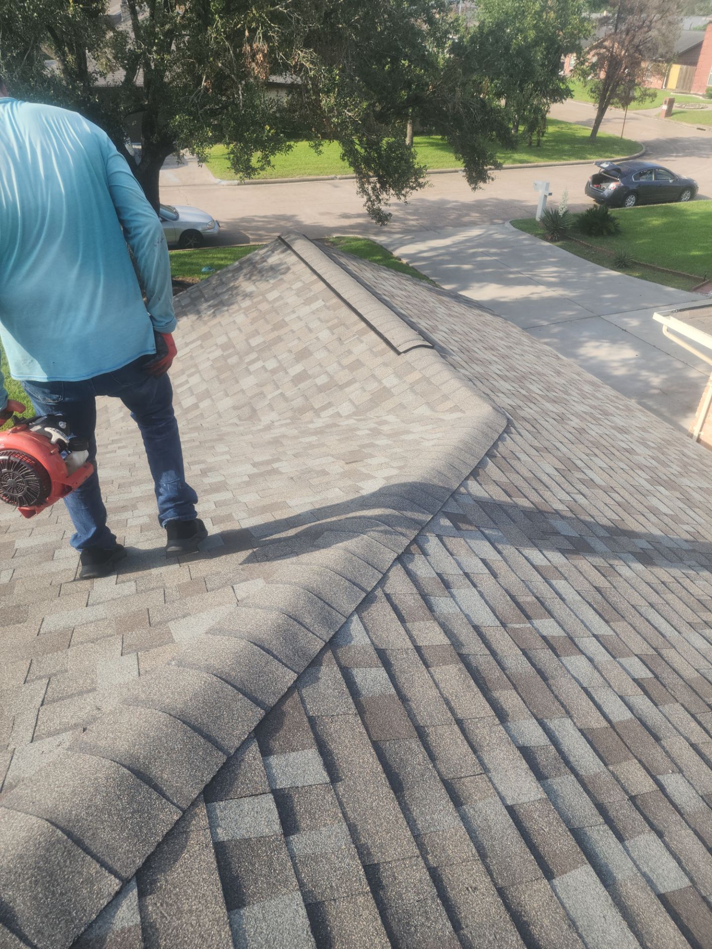Residential Roofing Installation using Owen's Corning Duration (Lifetime) Shingles by Roof Repair Company