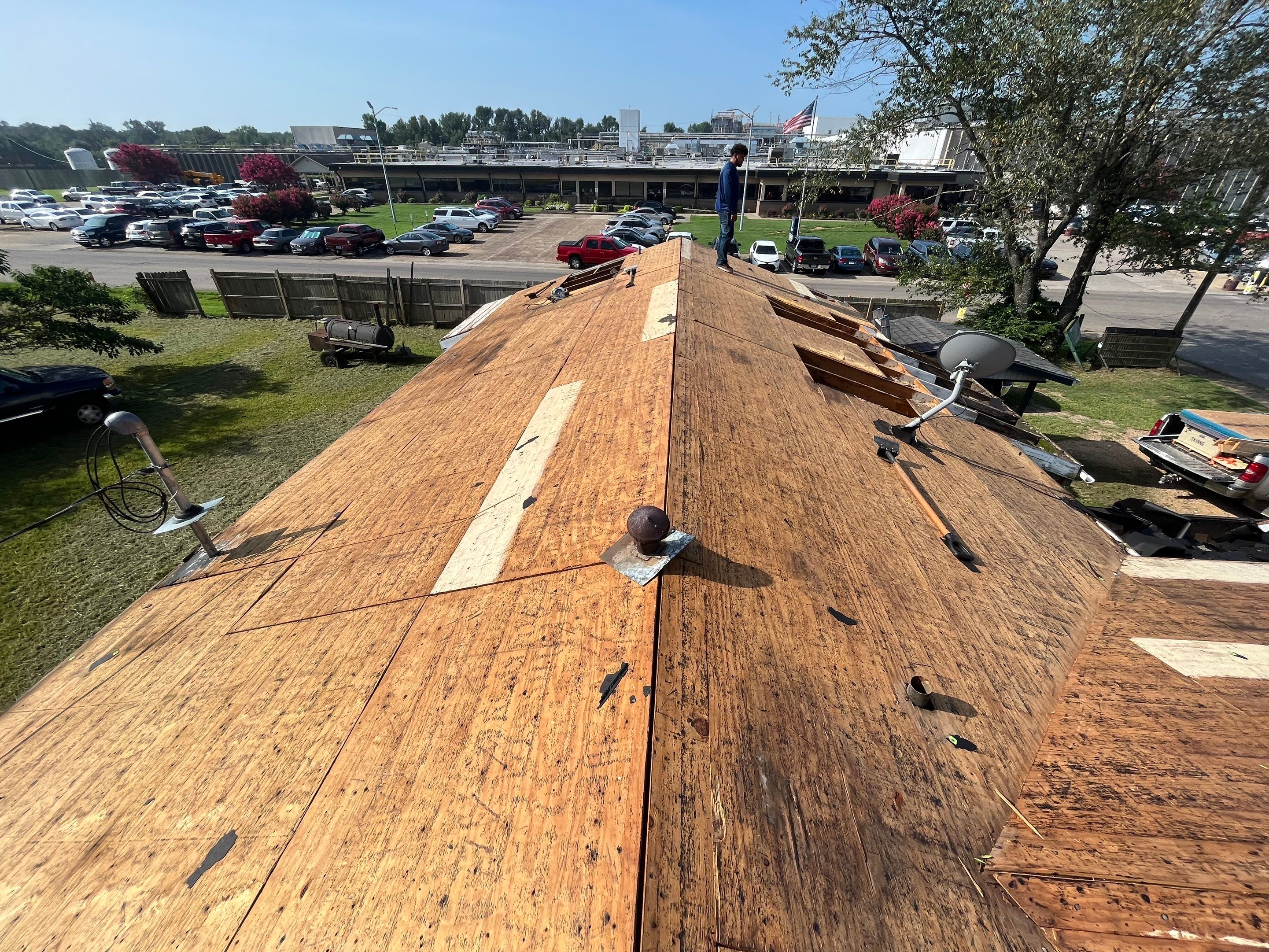 Residential Reroof: 25 Year 3-Tab Shingle by Hostetler Roofing
