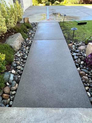 MN Custom Homes | Concrete Walkway