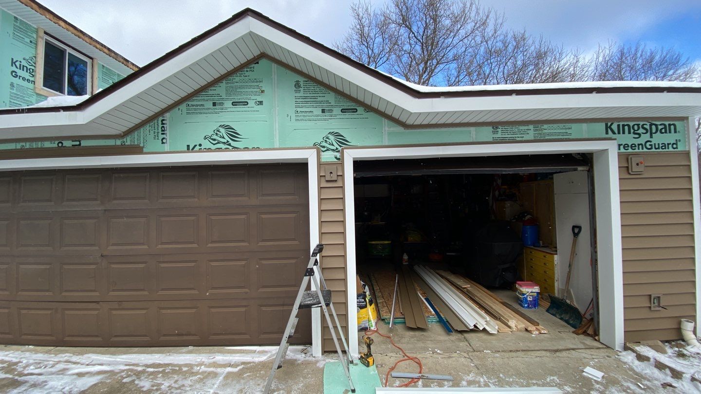 Siding Replacement using CertainTeed Monogram D5 Clapboard by 180 Contractors