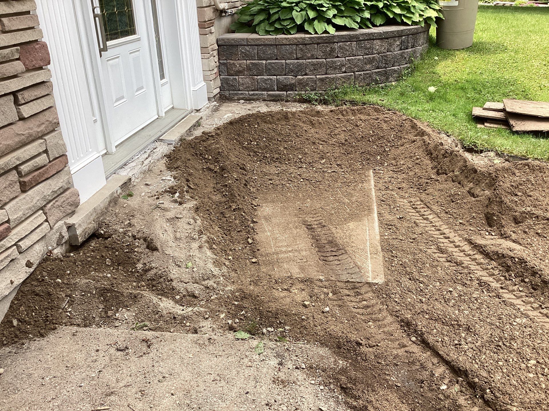 Vista Project: Driveway + Walkway by Soares Landscaping