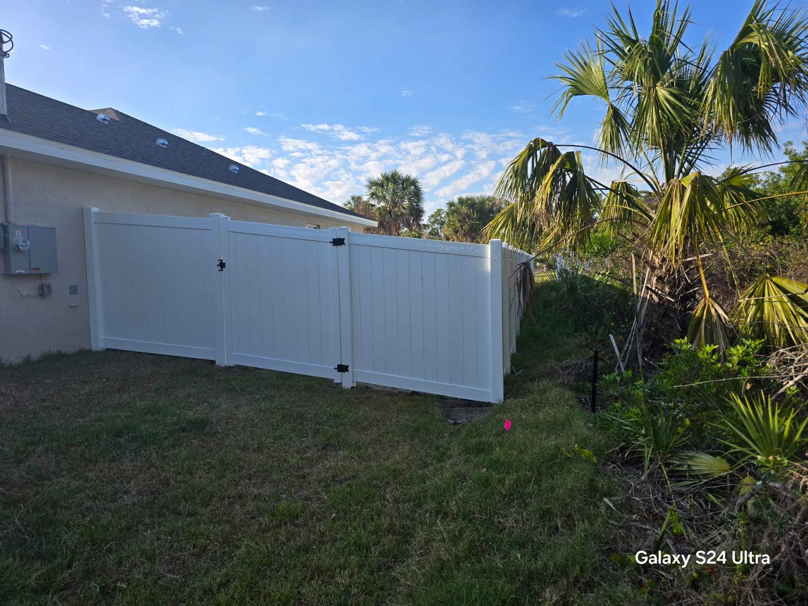 Residential White Vinyl Privacy Fence Installation in North Port by True Fence LLC