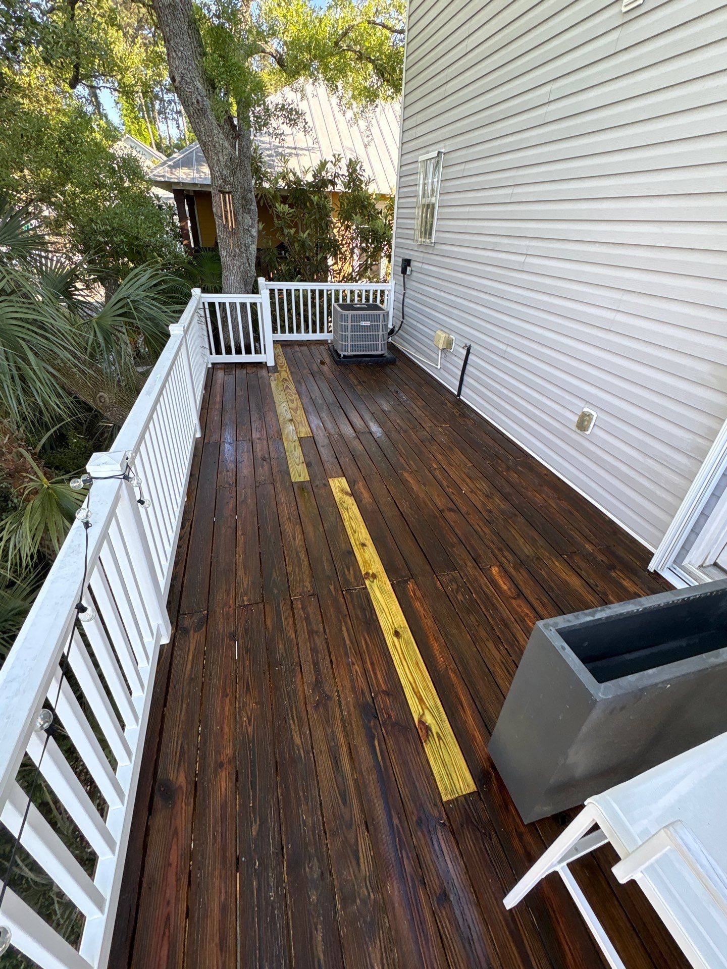 Deck using Wood Sealant by DuraSeal