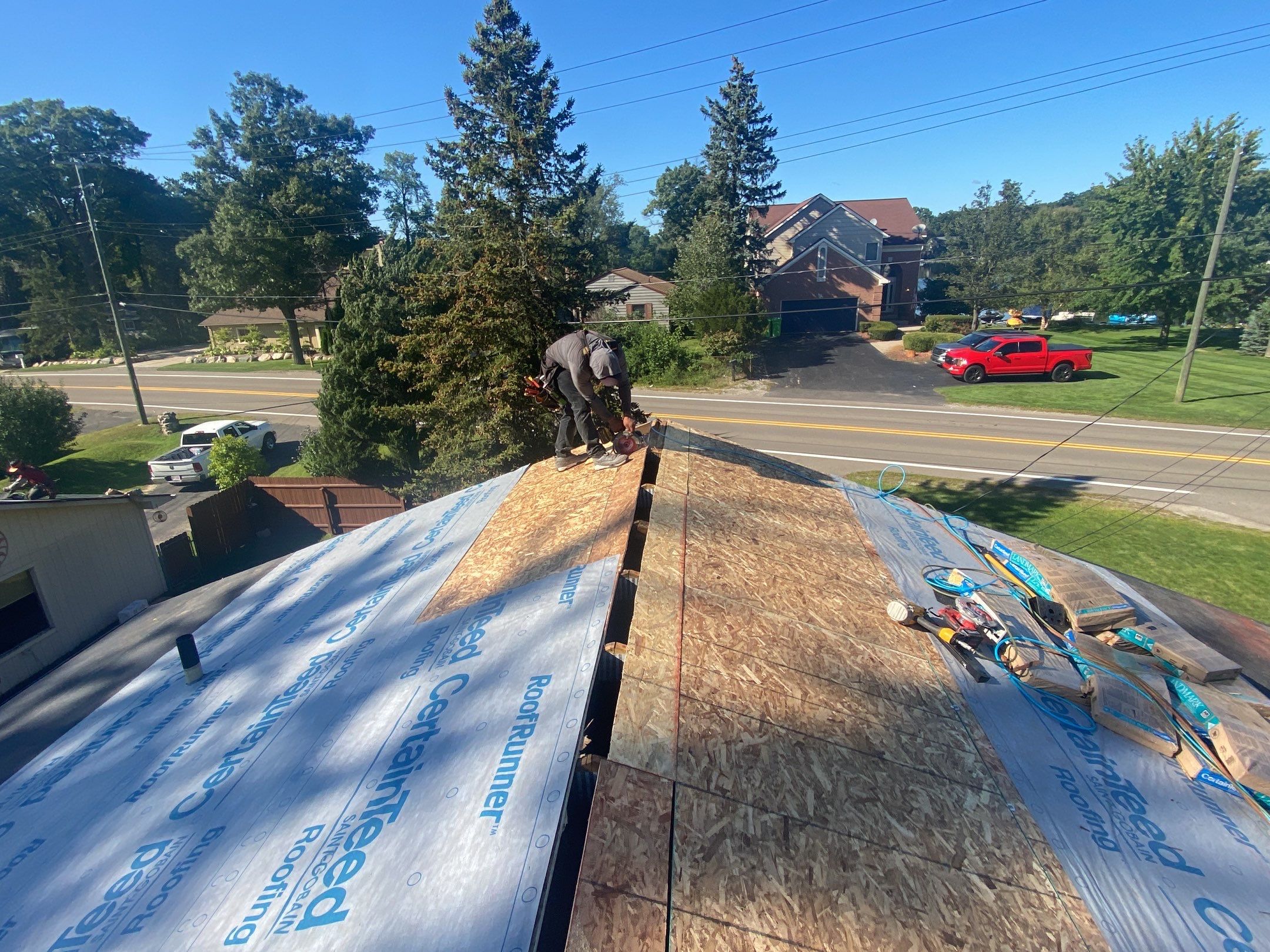 Roof Replacement using CertainTeed Landmark by 180 Contractors