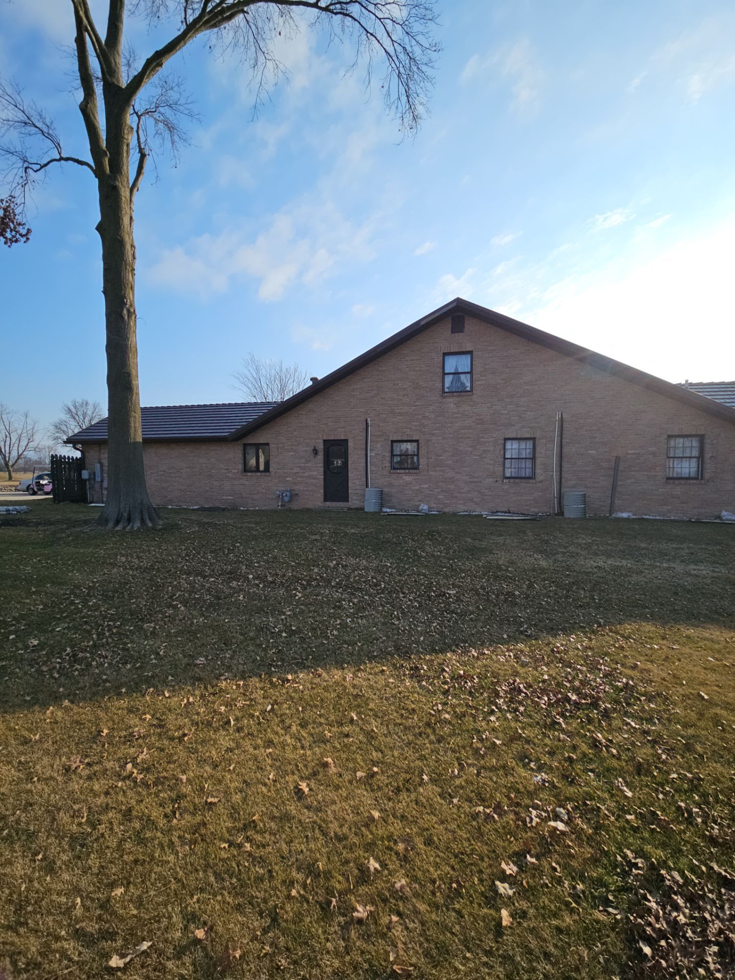 Residential Roofing Installation using Great American Shake - Mustang Brown by Nitro Roofing and Construction