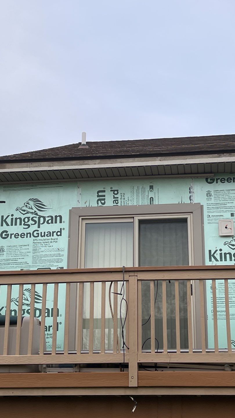 Siding Replacement using CertainTeed Restoration Classic D5 by 180 Contractors