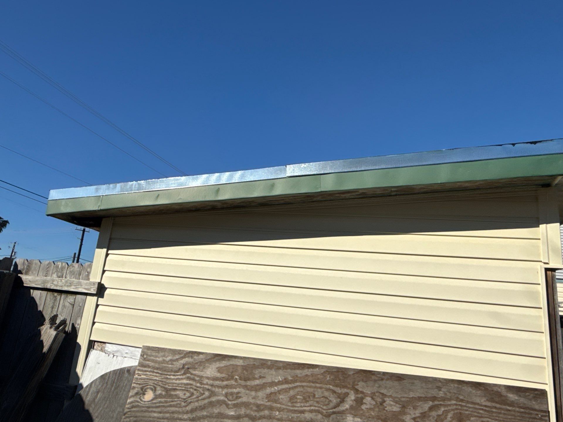 Mustang Island Flat Top by Bayfront Roofing and Construction