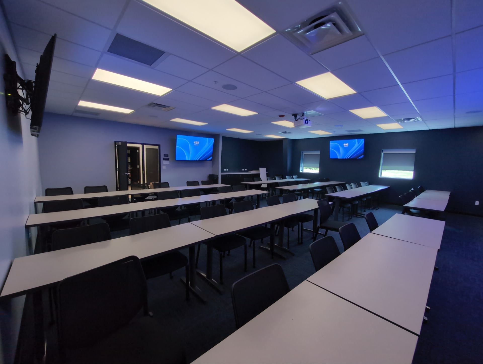 Commercial AV Integration and Network Infrastructure for Lebanon Facility by Techkinect